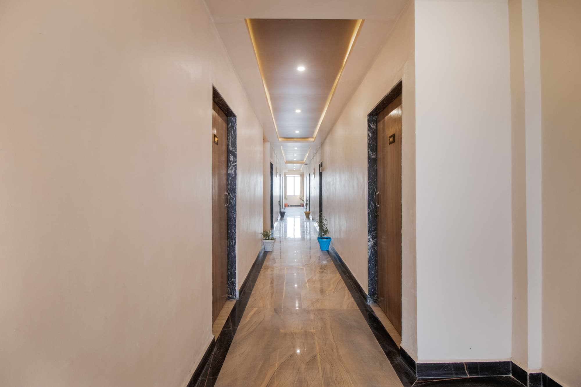 Collection O 76042 Hotel Rk Heights And Banquets