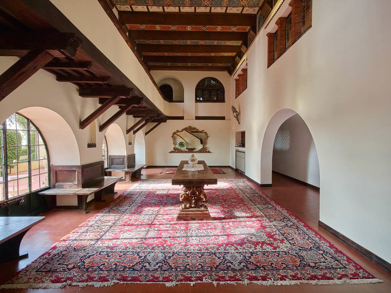 La Loggia Historic Resort