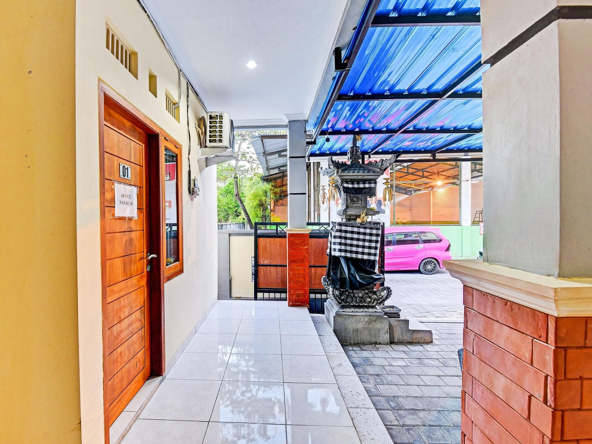 OYO 90823 Casa Jupiter Shine