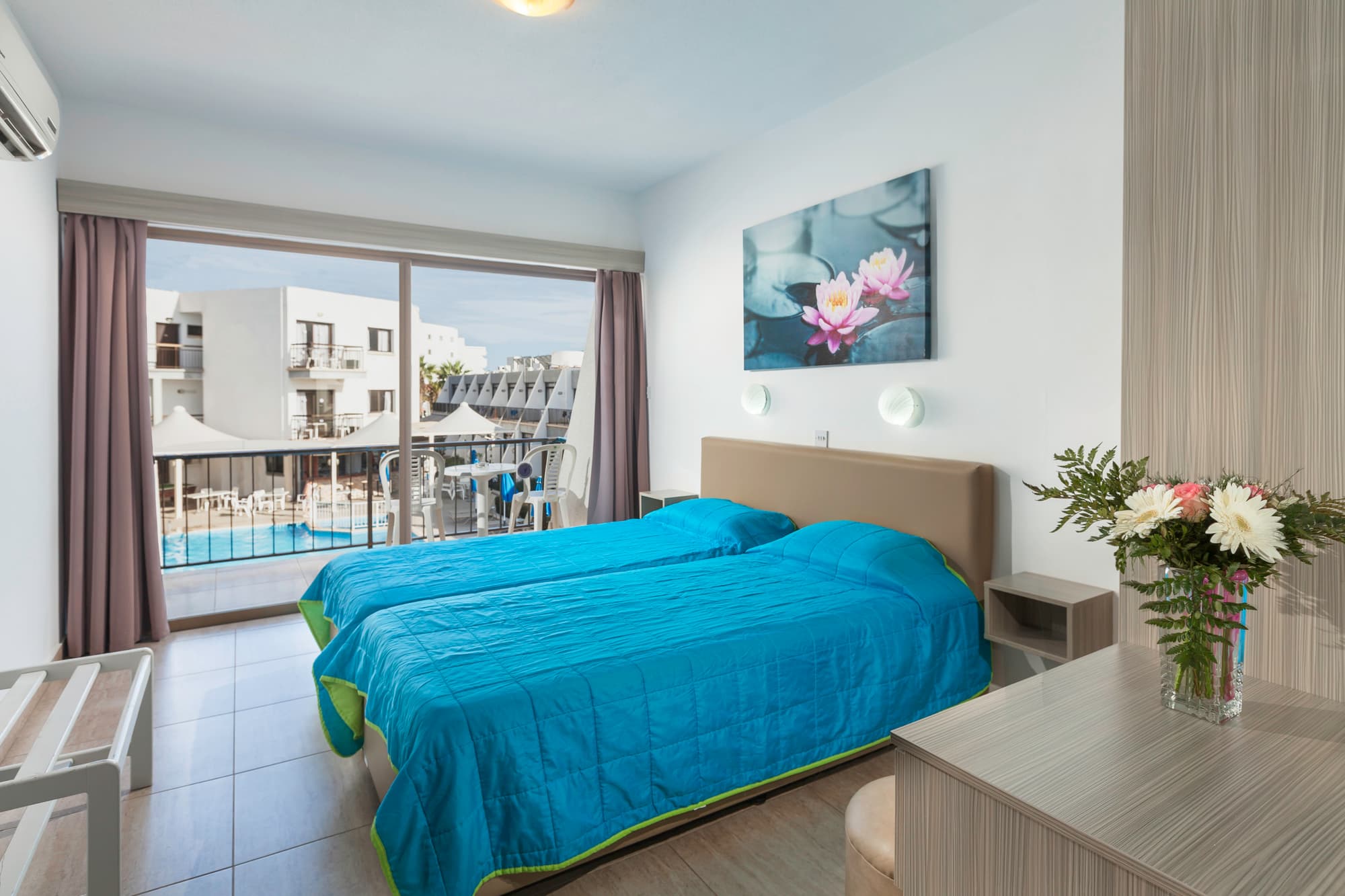 Penelope Beach Hotel Apts