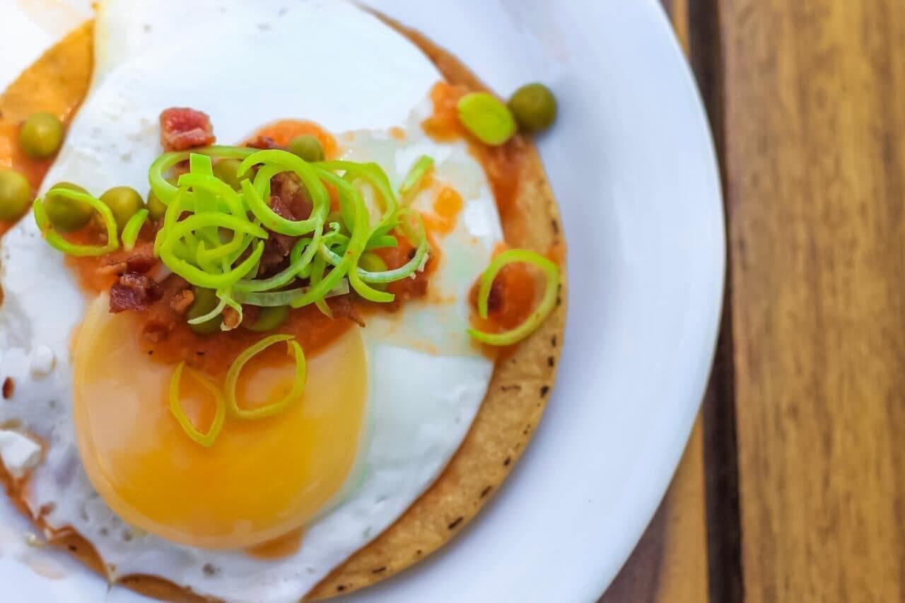 Las Palmas Beach Hotel, Restaurant