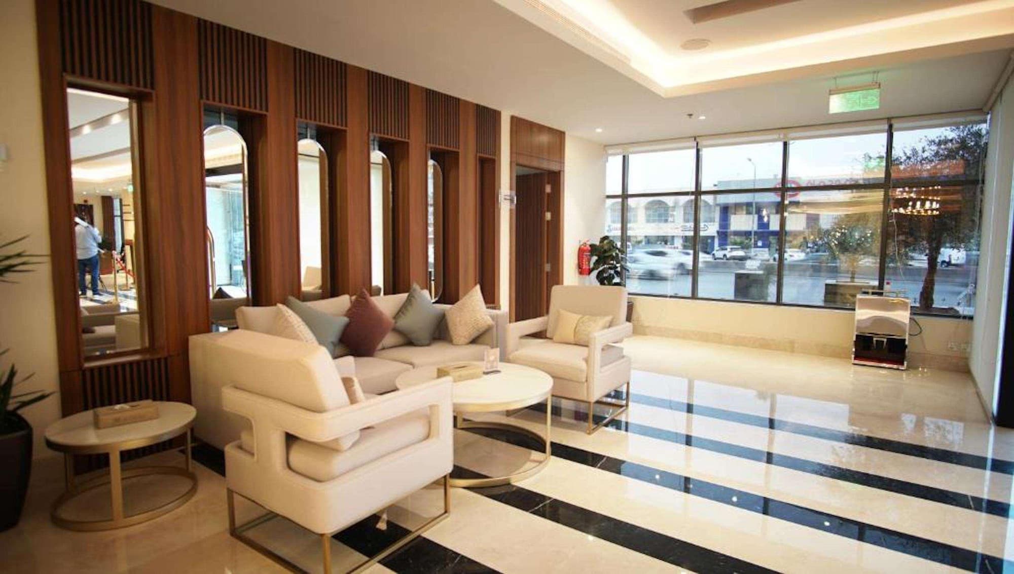 Hayat AL Riyadh Washam Hotel, Lobby