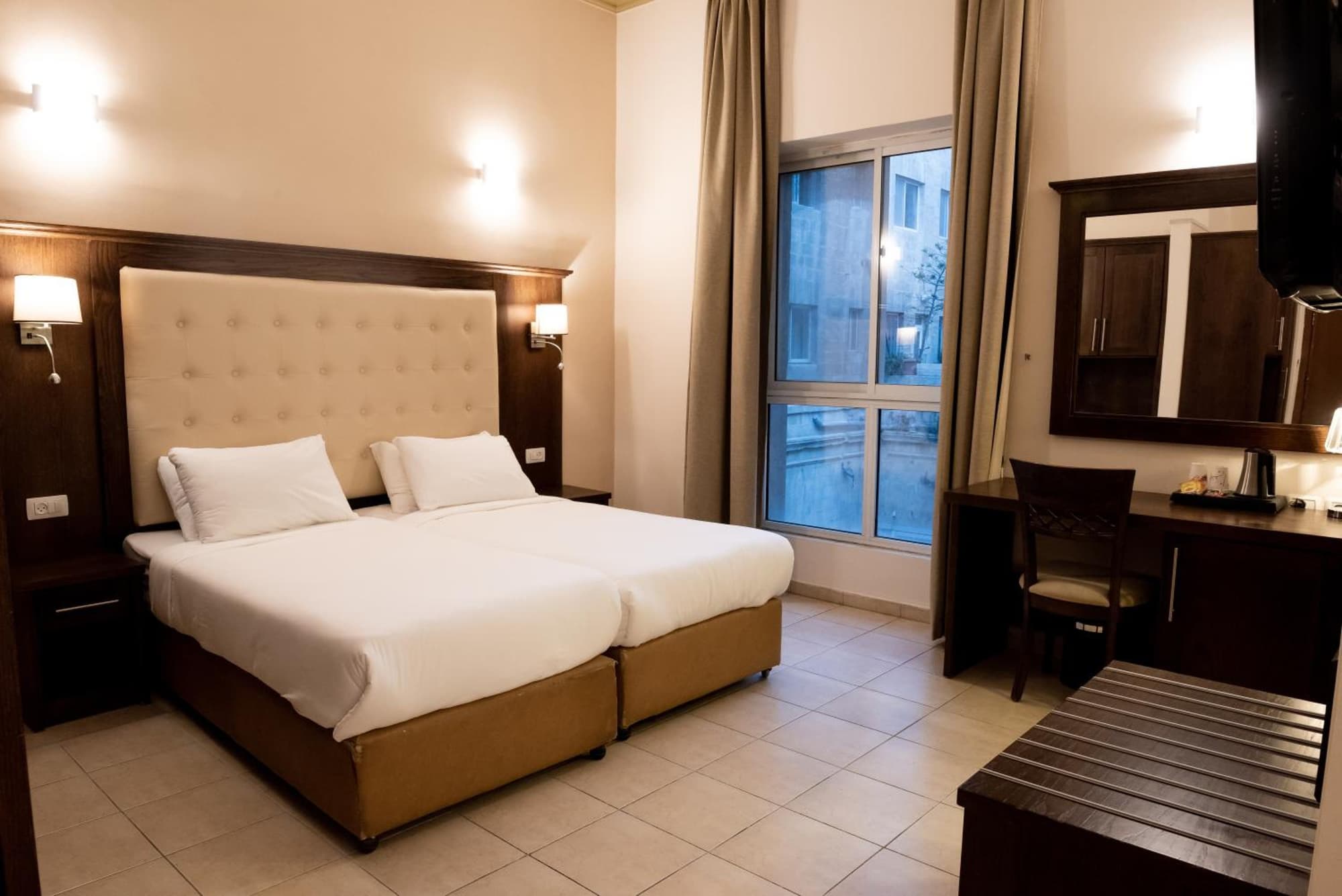 Gloria Hotel