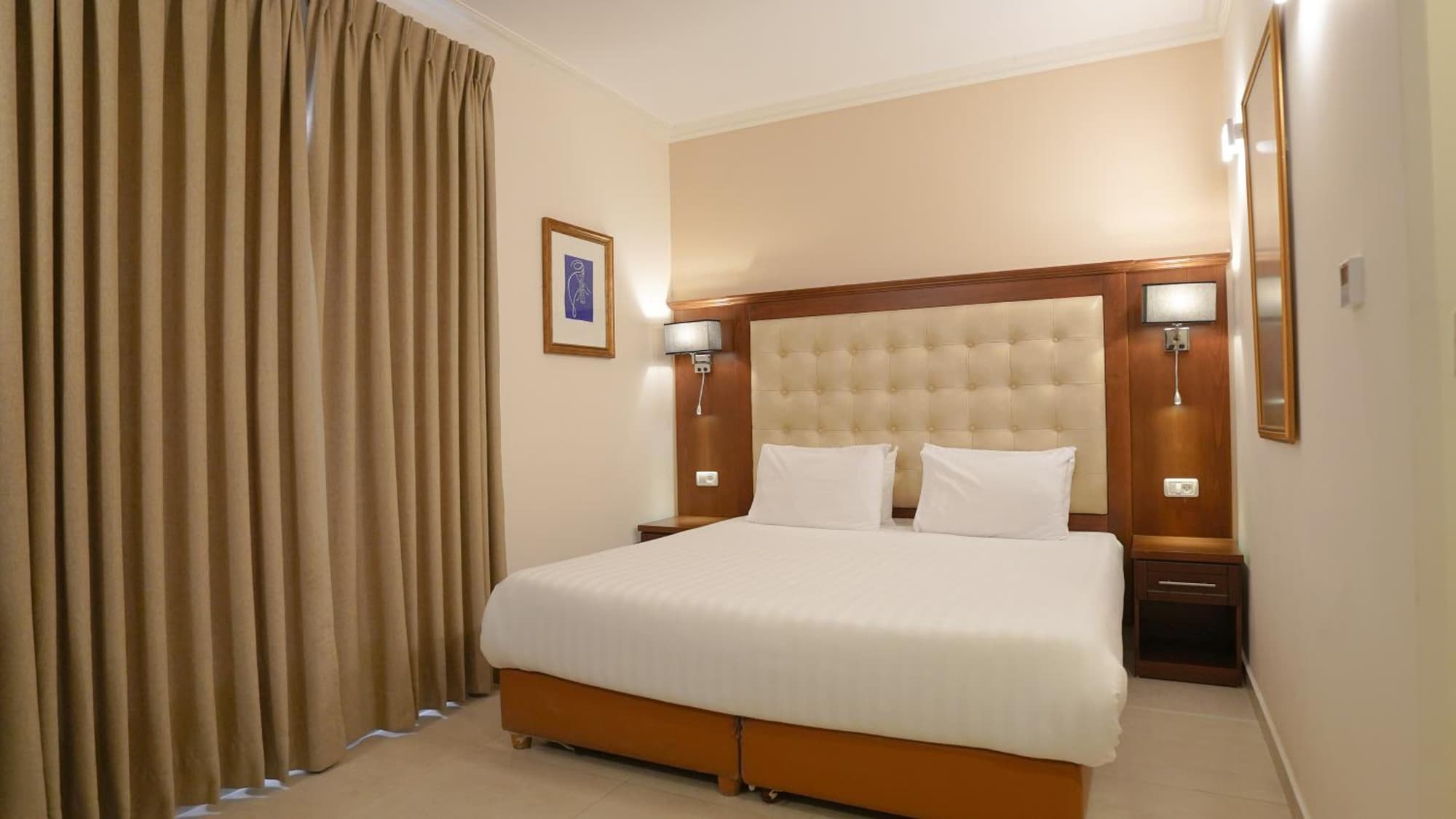 Gloria Hotel