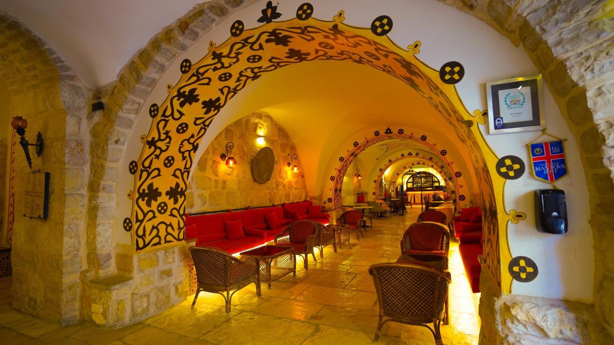 Gloria Hotel