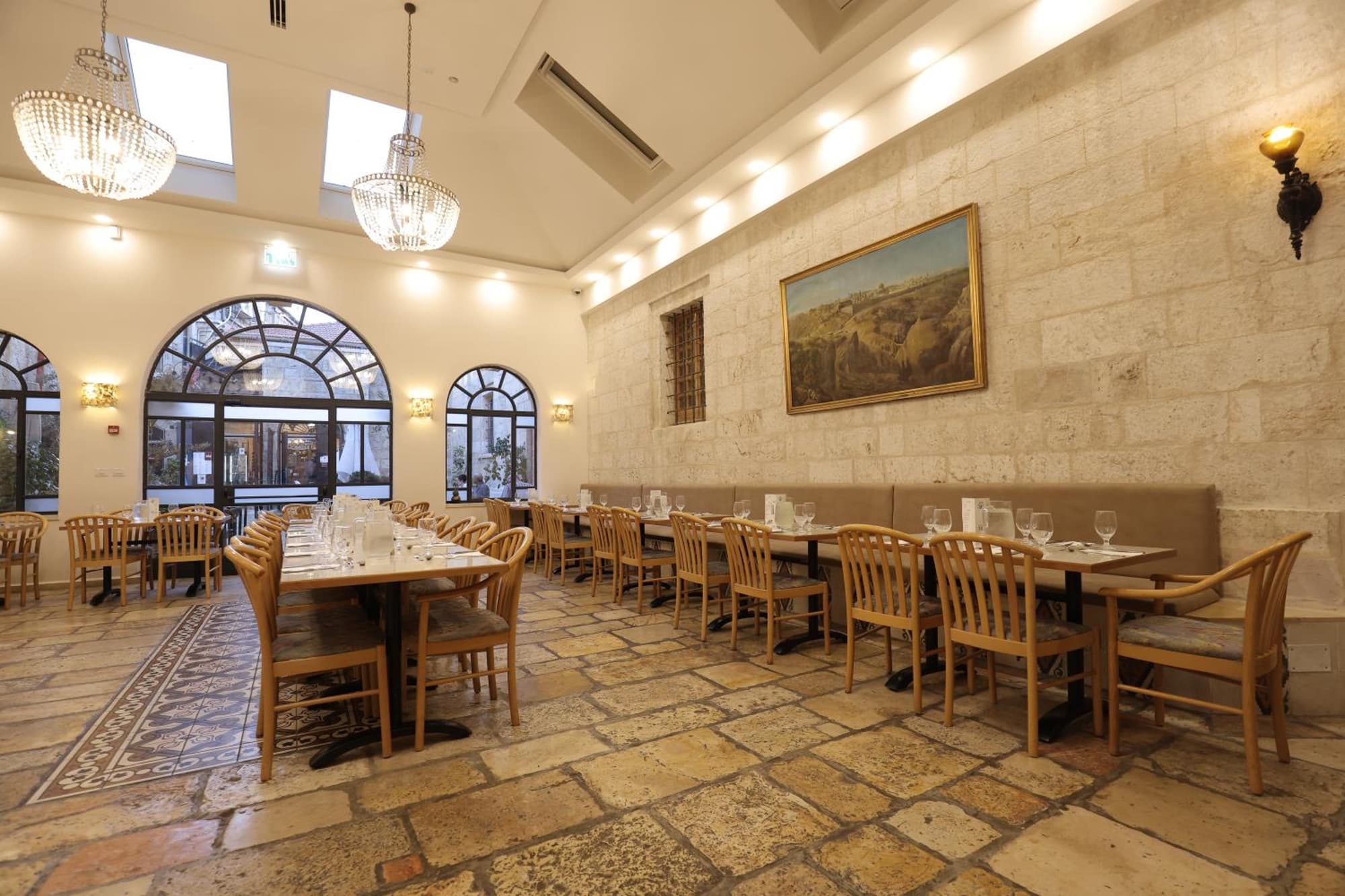 Gloria Hotel