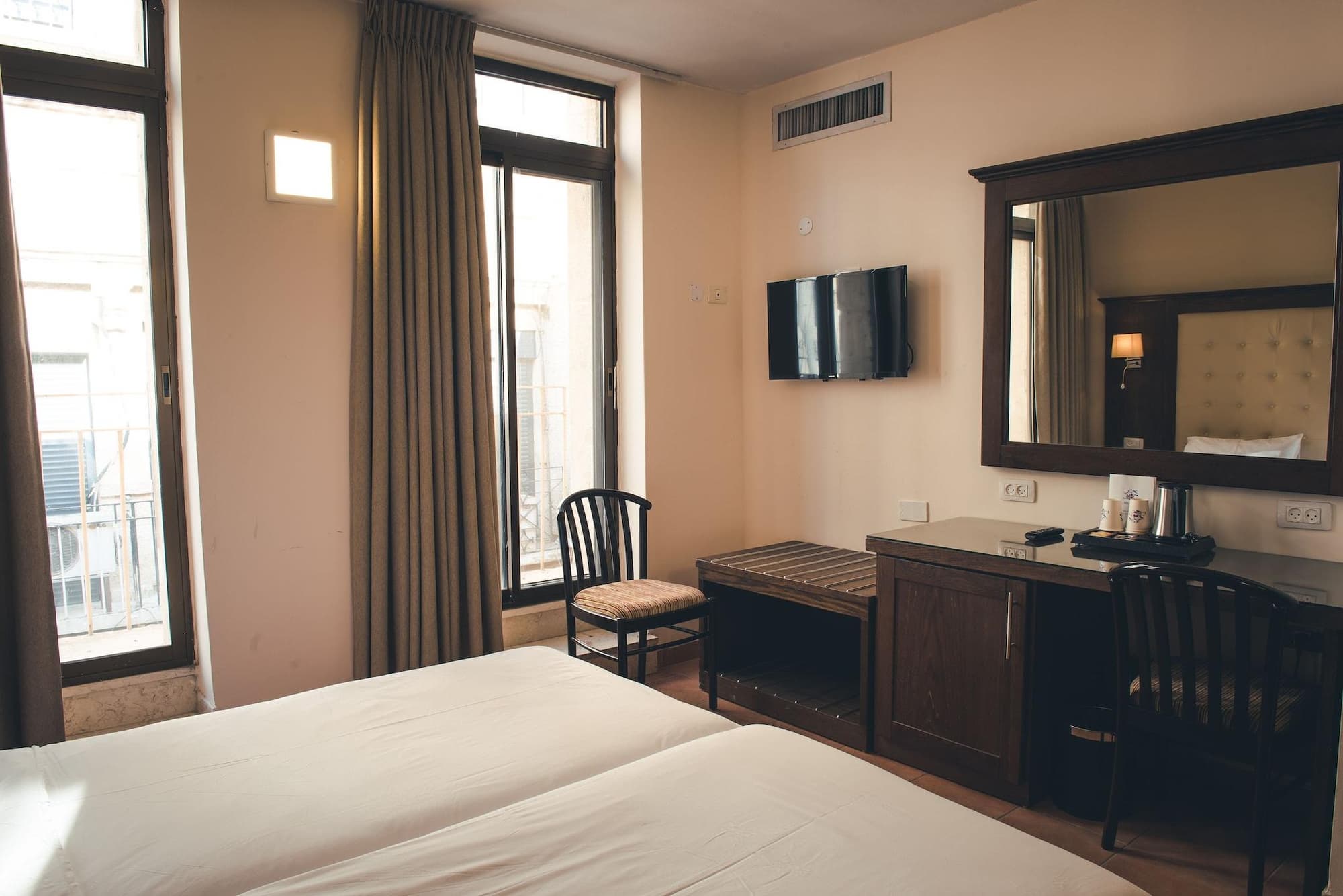 Gloria Hotel