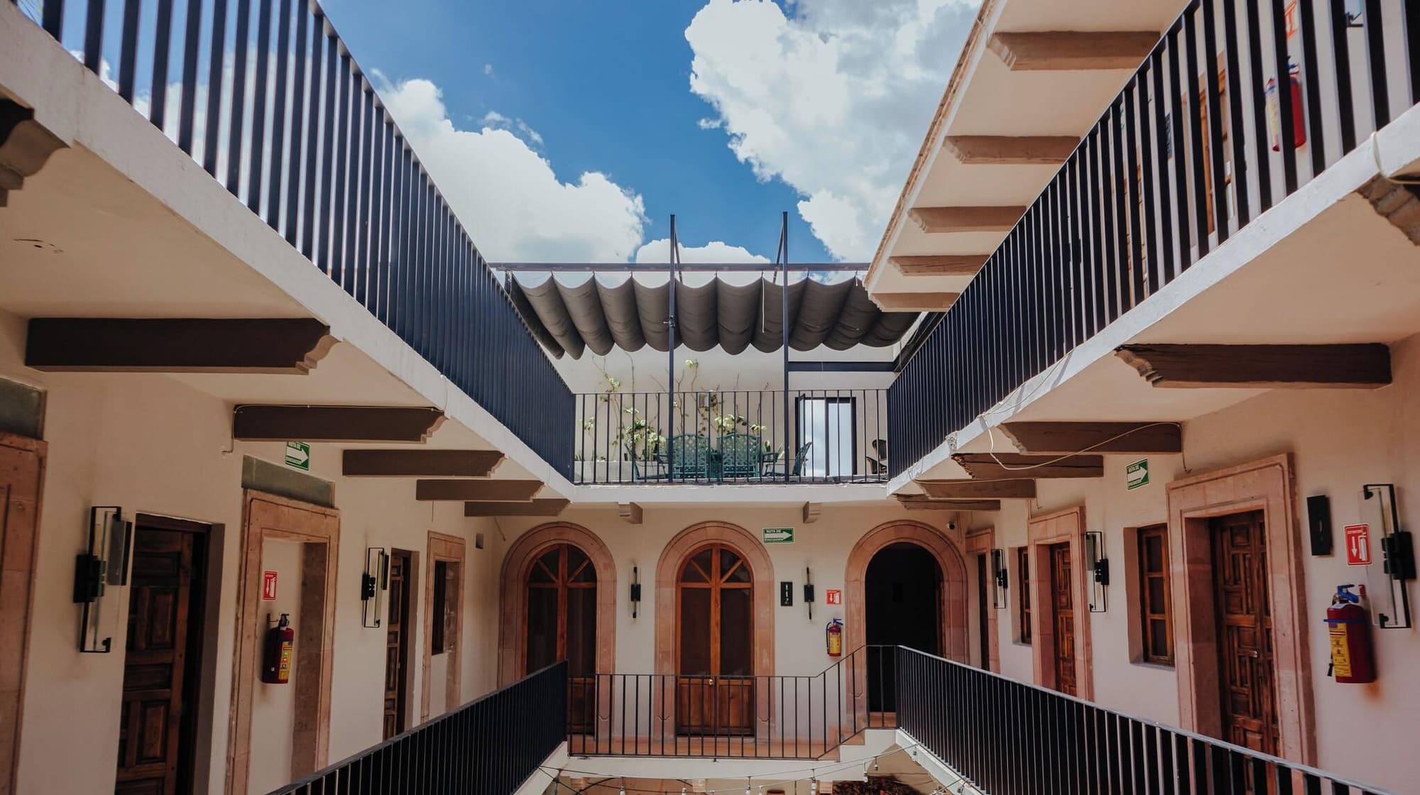 Mikaella Hotel