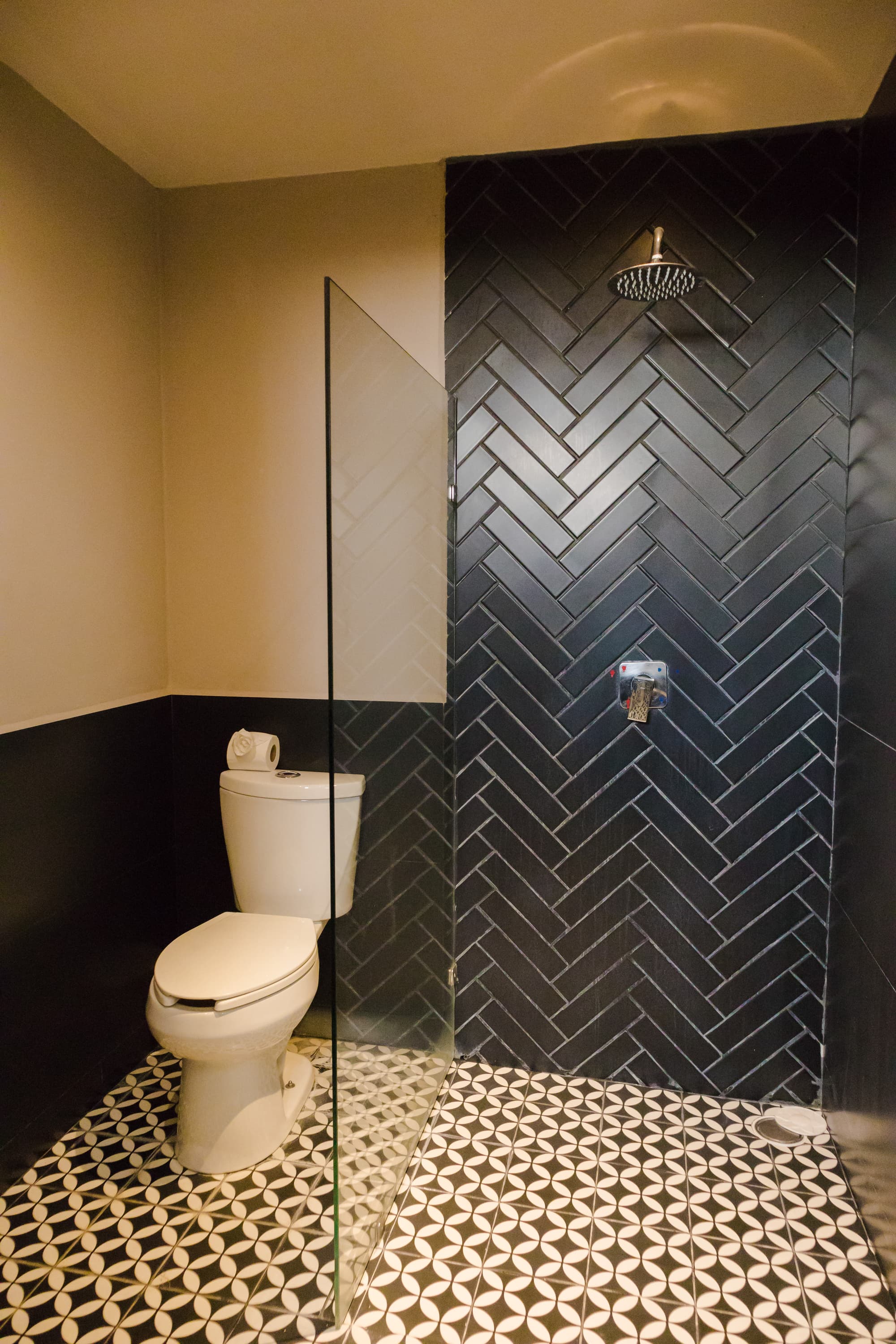 Mikaella Hotel