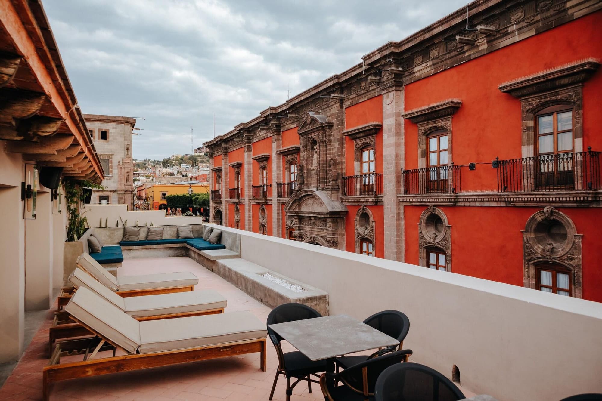 Mikaella Hotel
