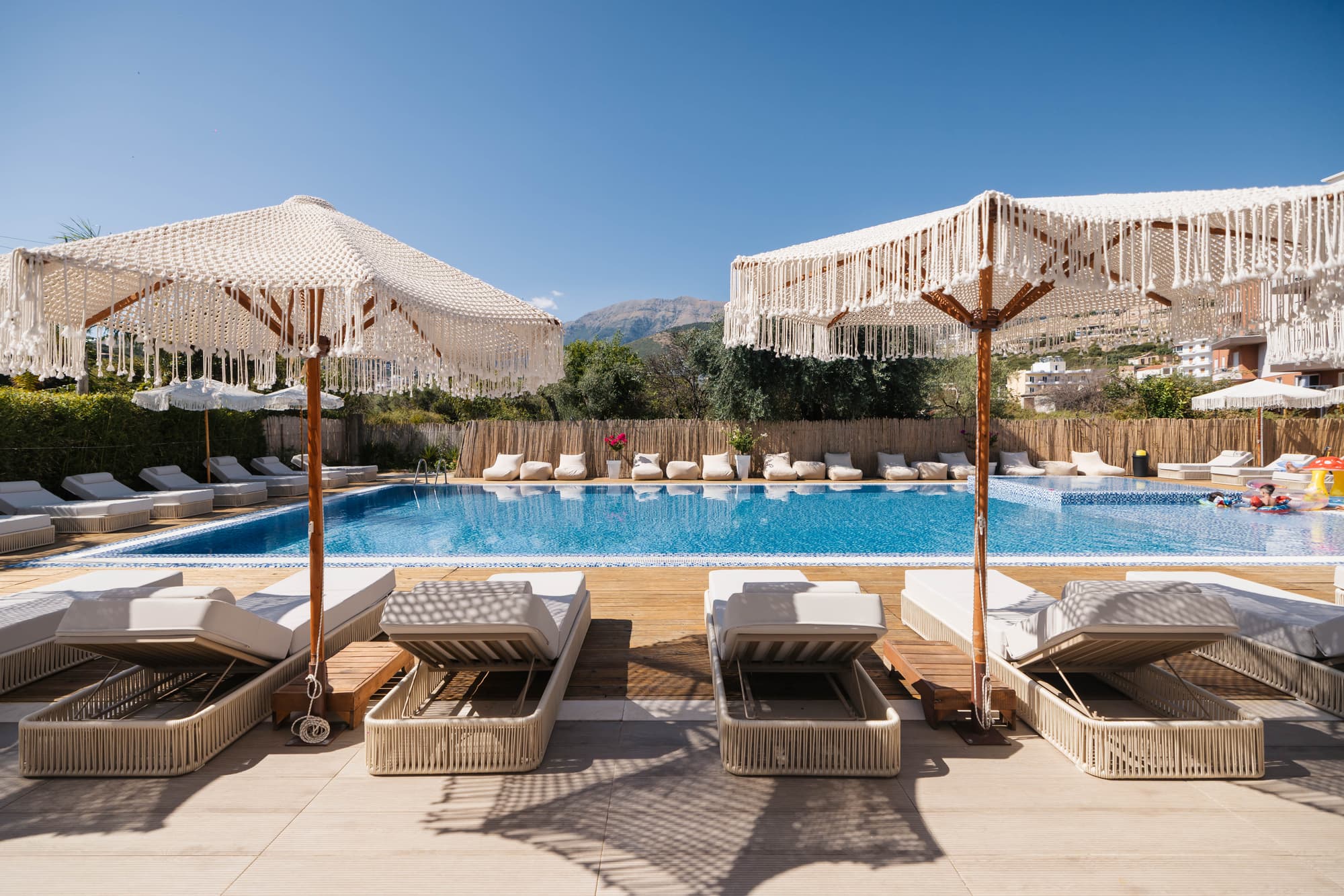 Chimaera Hotel