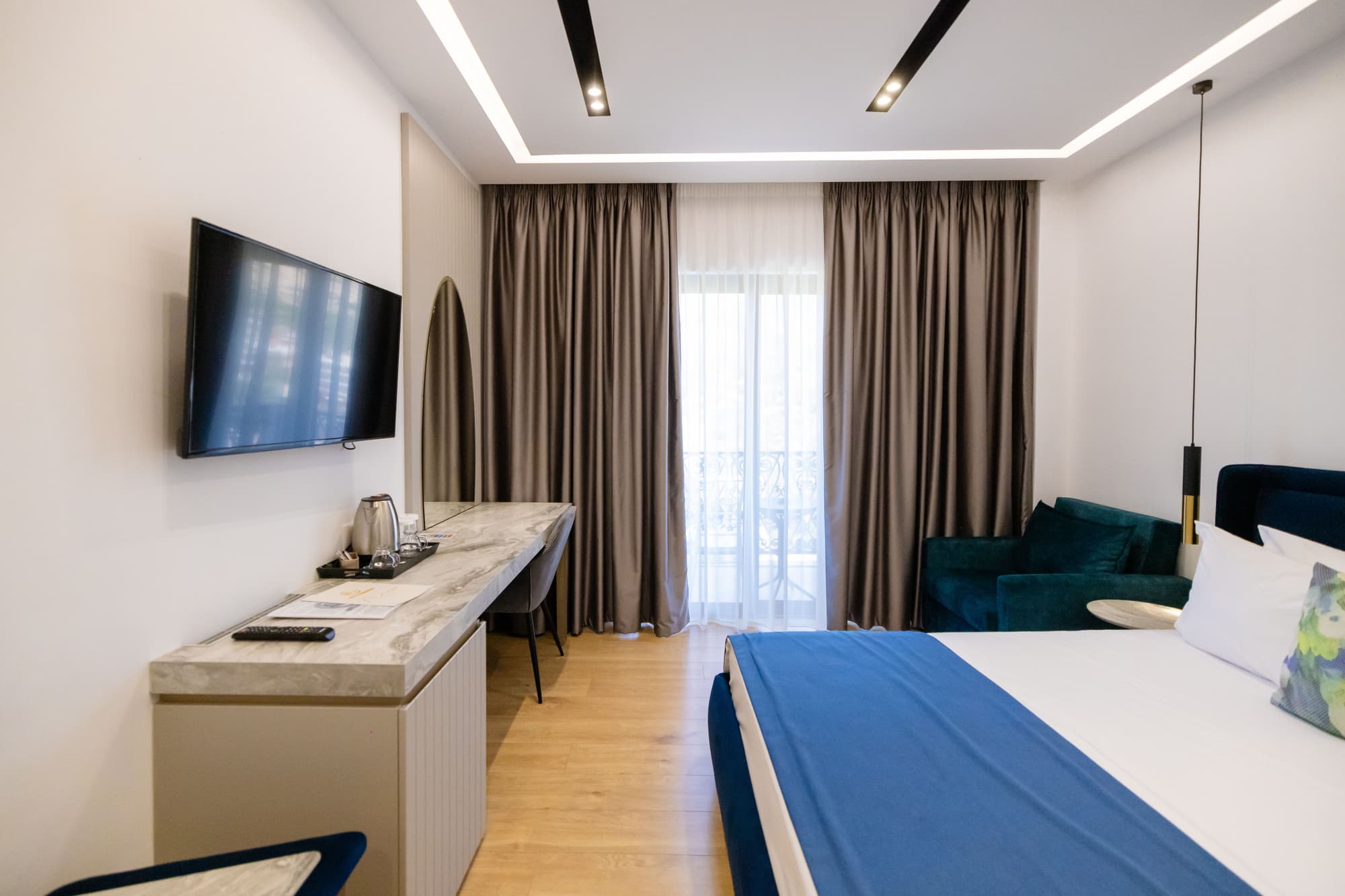 Chimaera Hotel