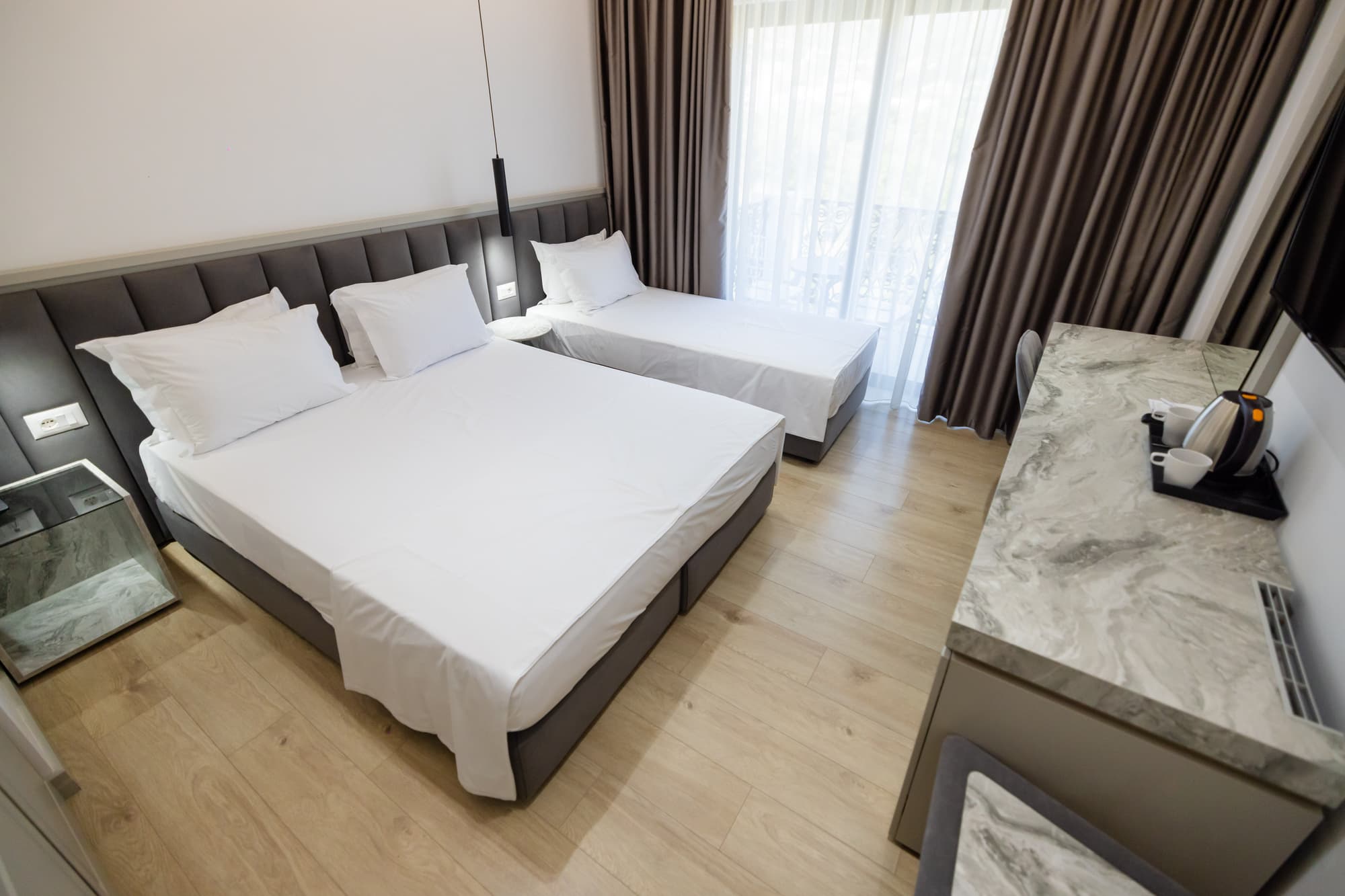 Chimaera Hotel