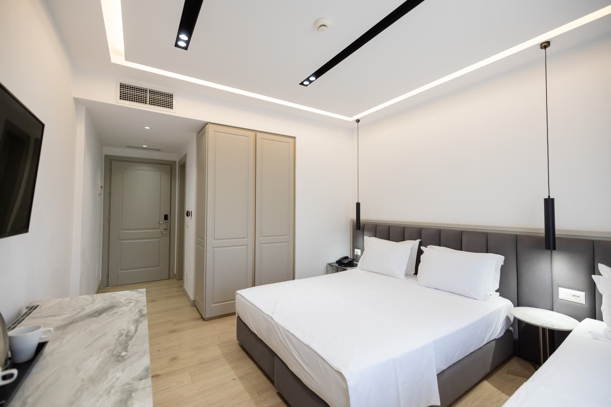 Chimaera Hotel