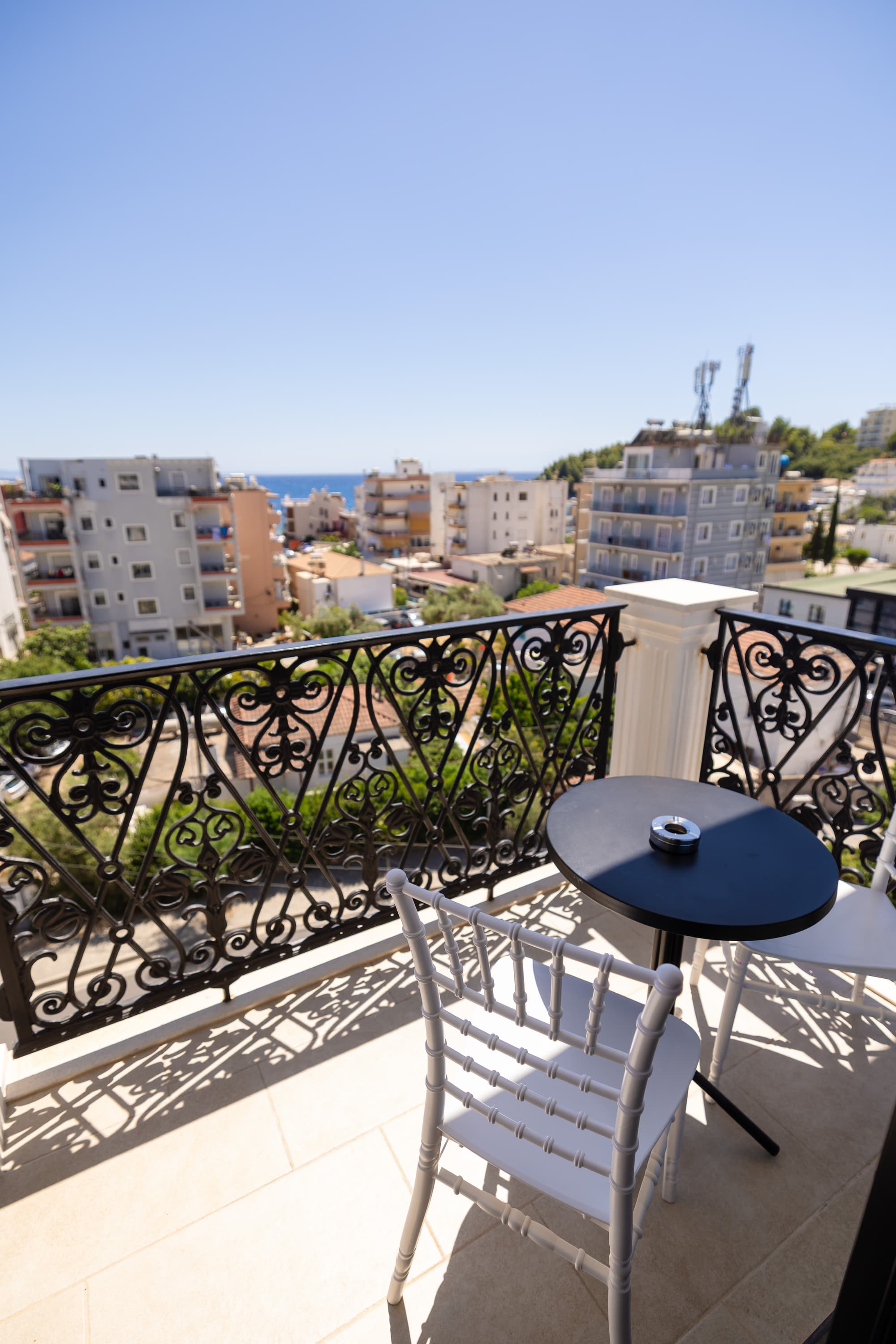 Chimaera Hotel