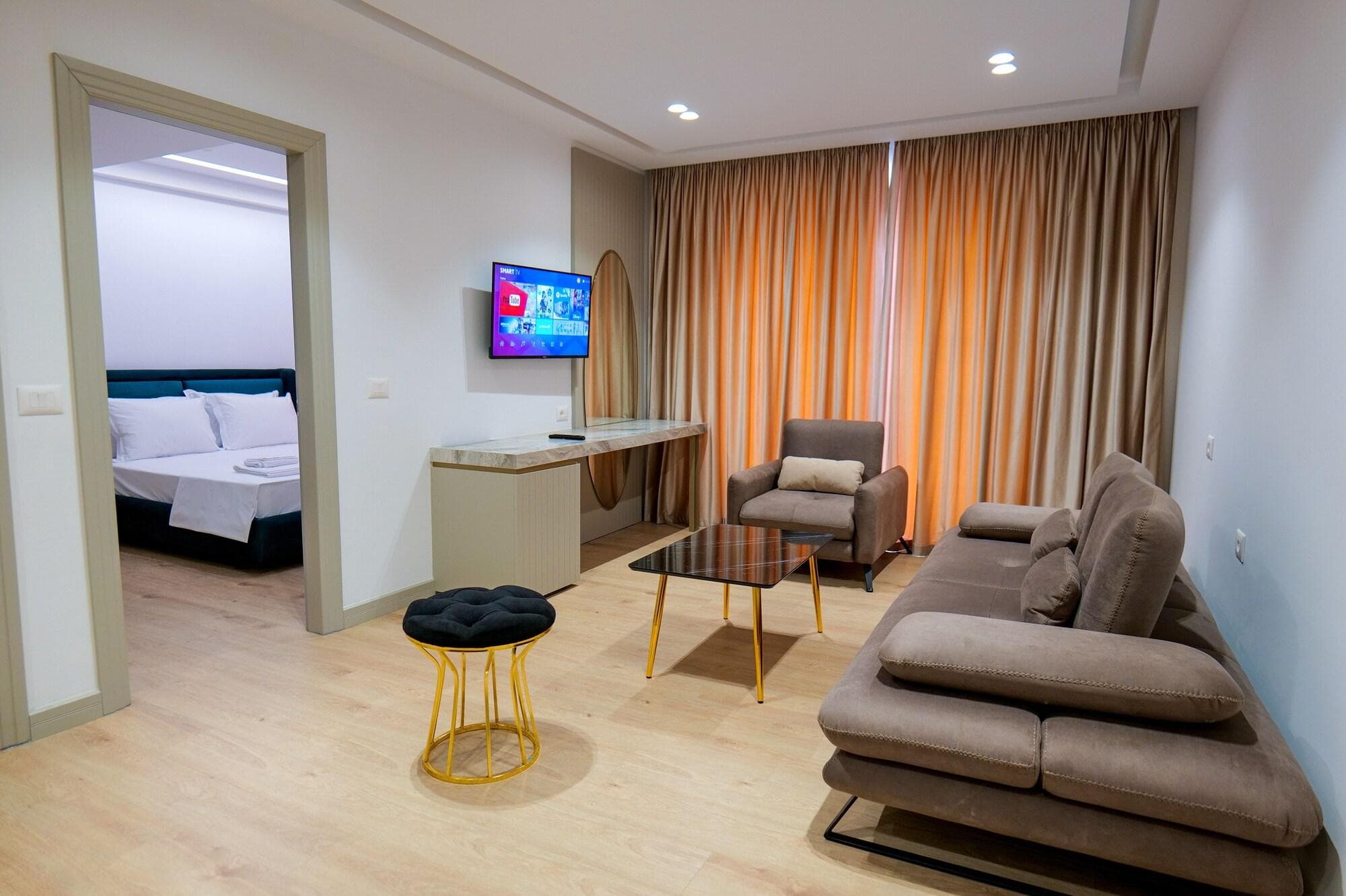 Chimaera Hotel