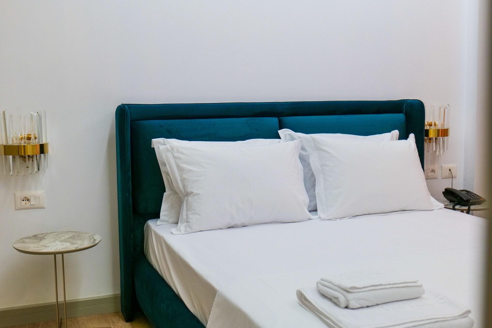 Chimaera Hotel