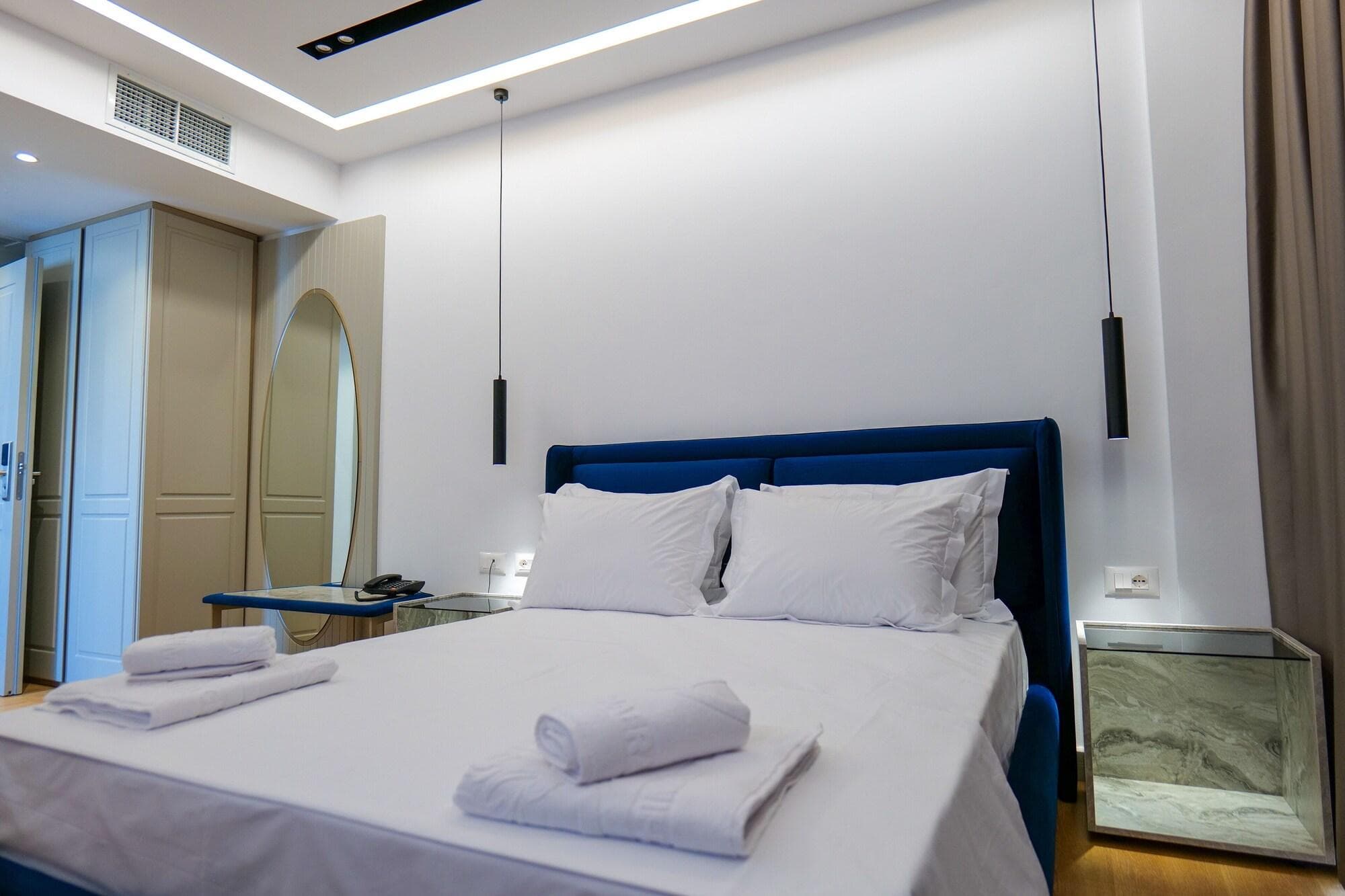 Chimaera Hotel