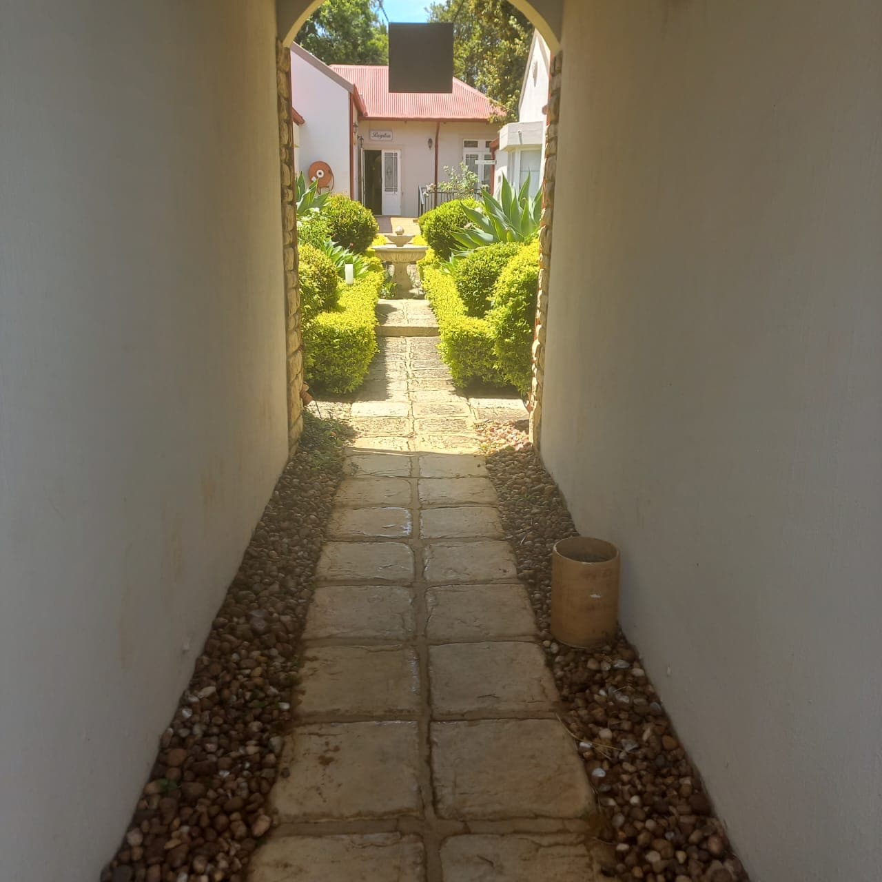 Liza's Cottage Guesthouse