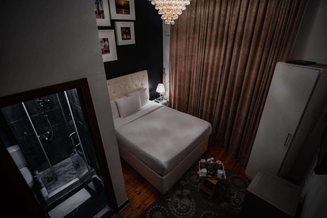 The Square Boutique