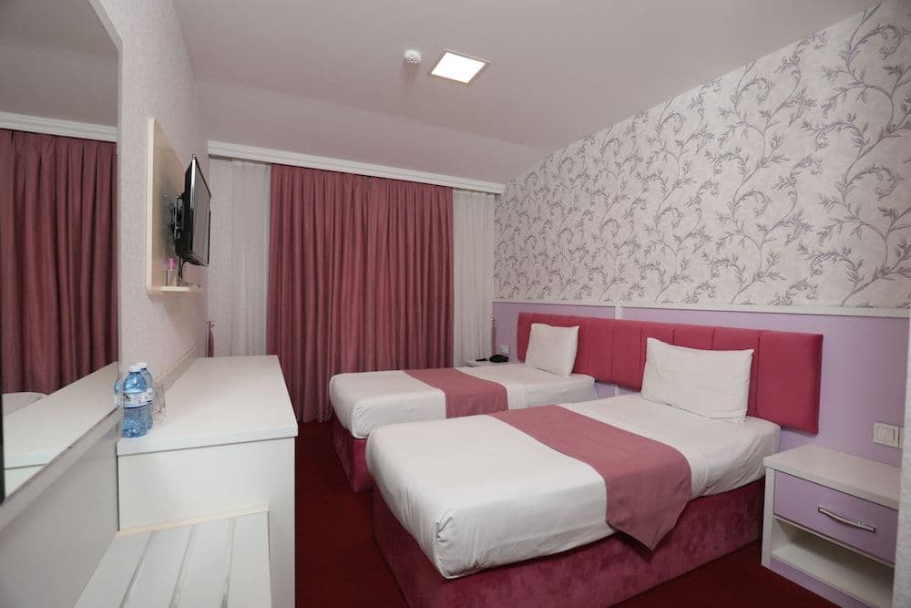 Altus Hotel Baku