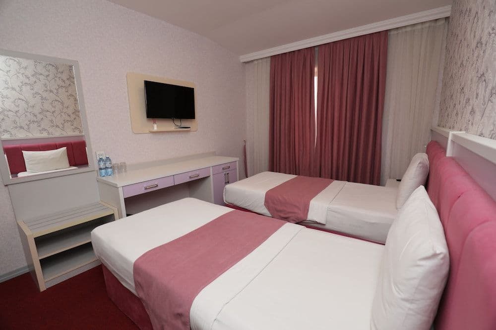 Altus Hotel Baku