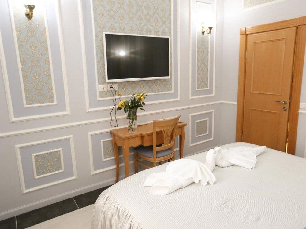 Sergei Palace Hotel