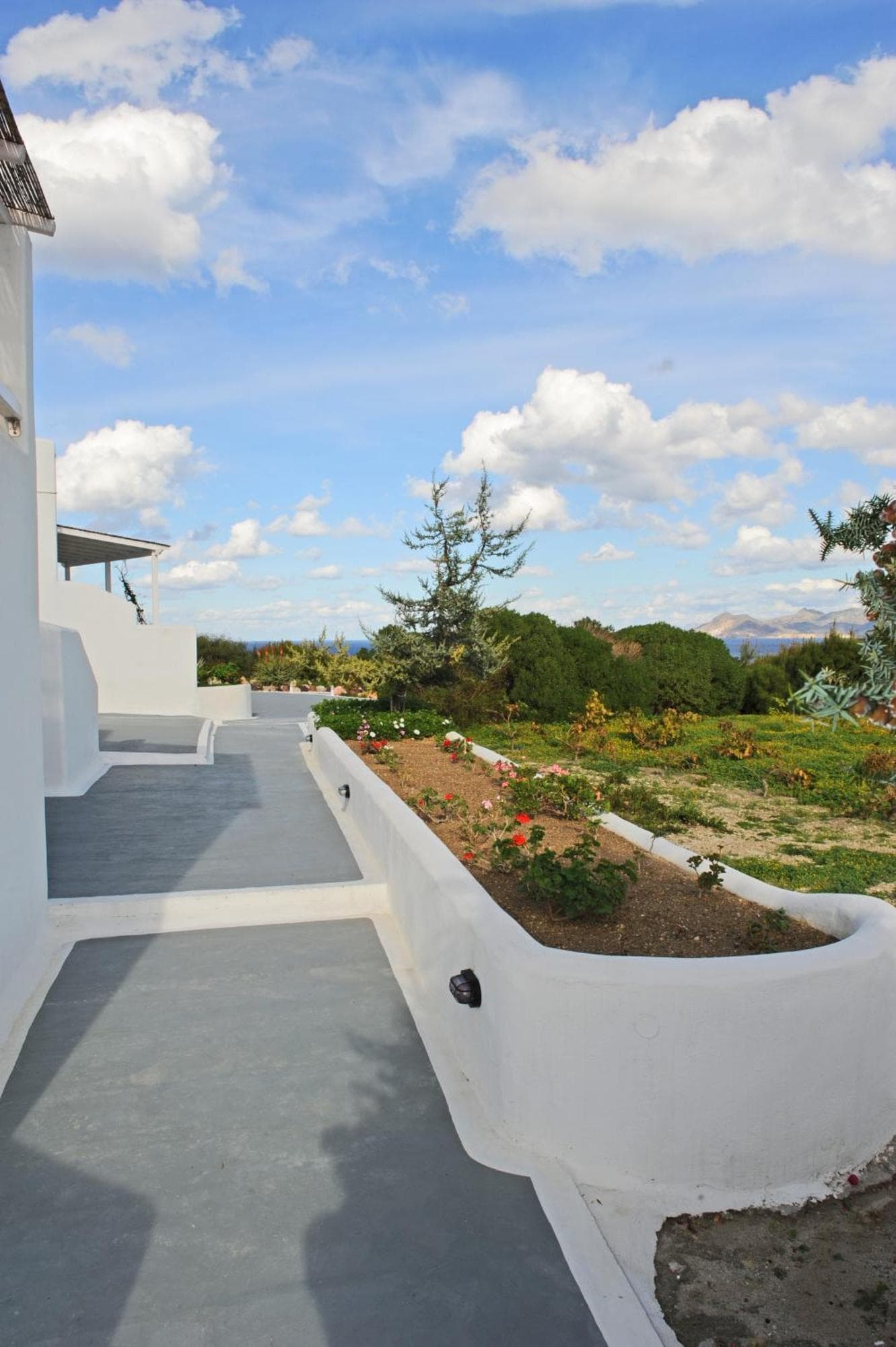 Sarakiniko View Studios