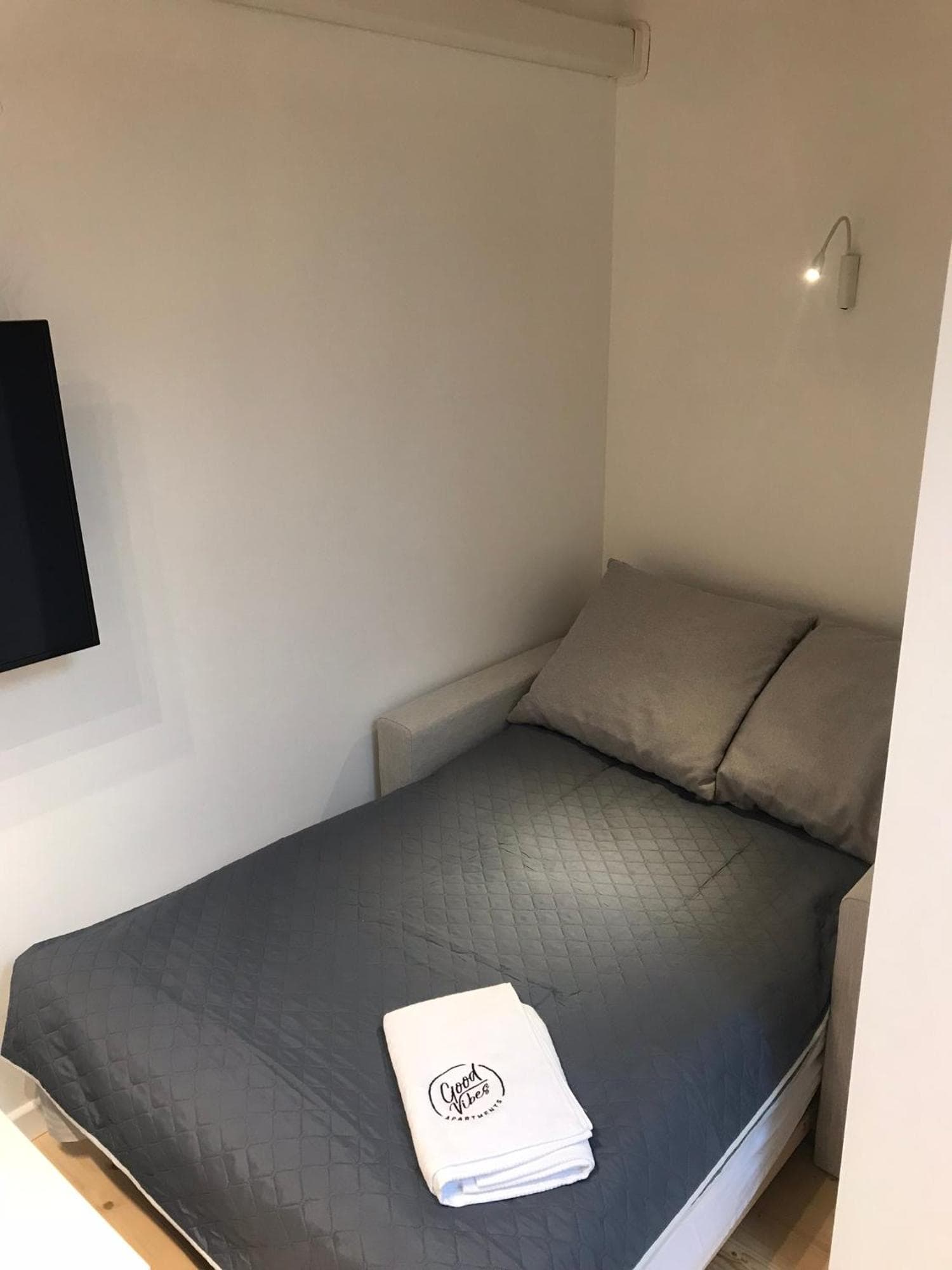 FIFNY Apartment
