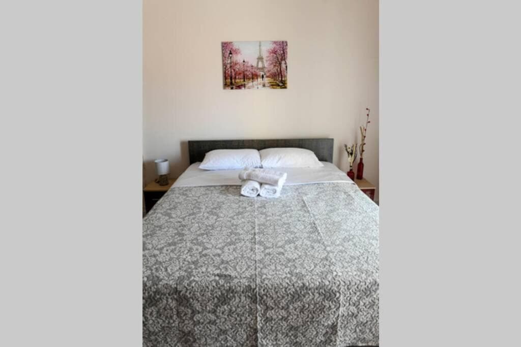 Papi's Free Parking Apartments 1 - Studio, 