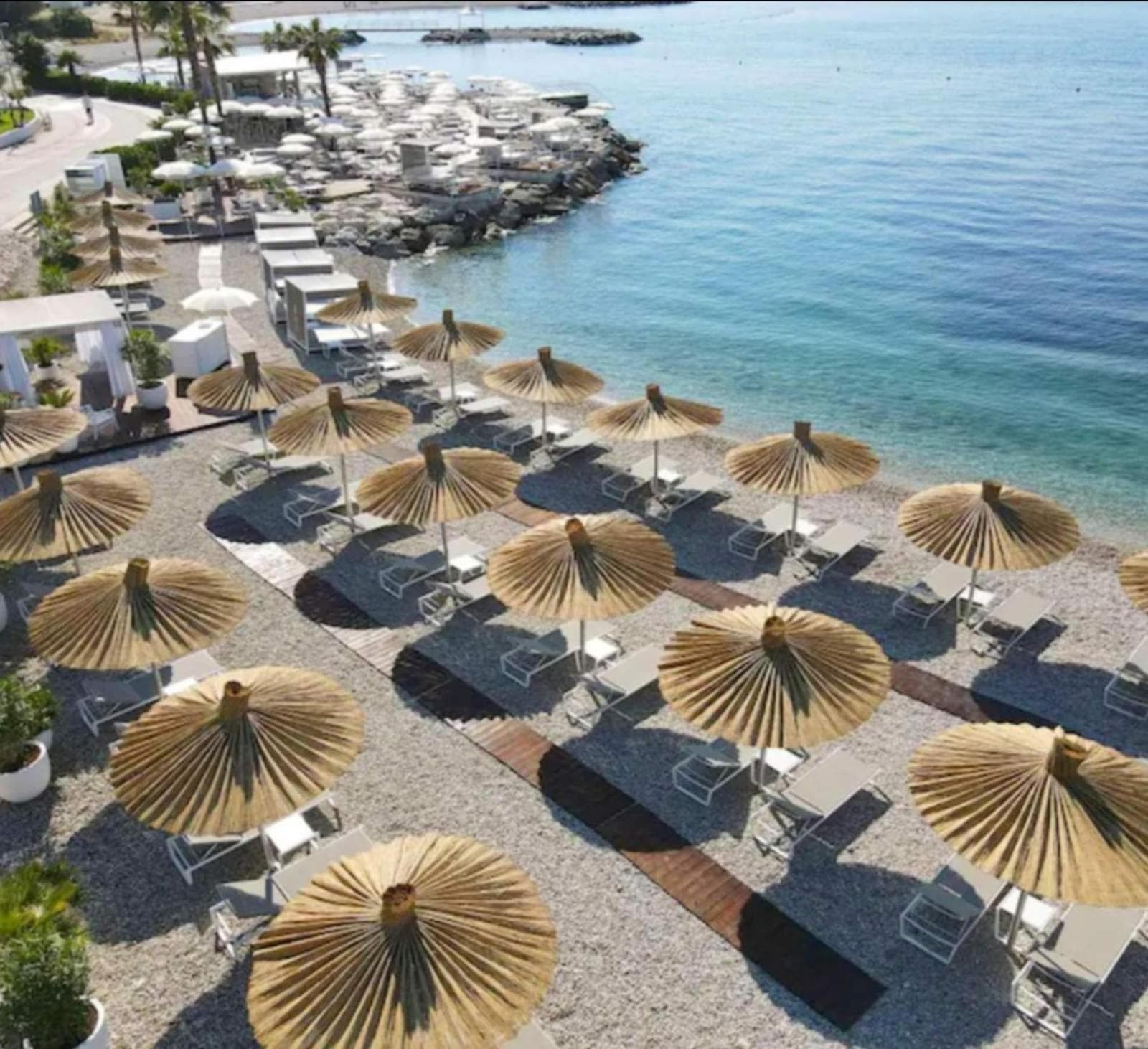 APARTMENT PAOLO by the beach Znjan, 