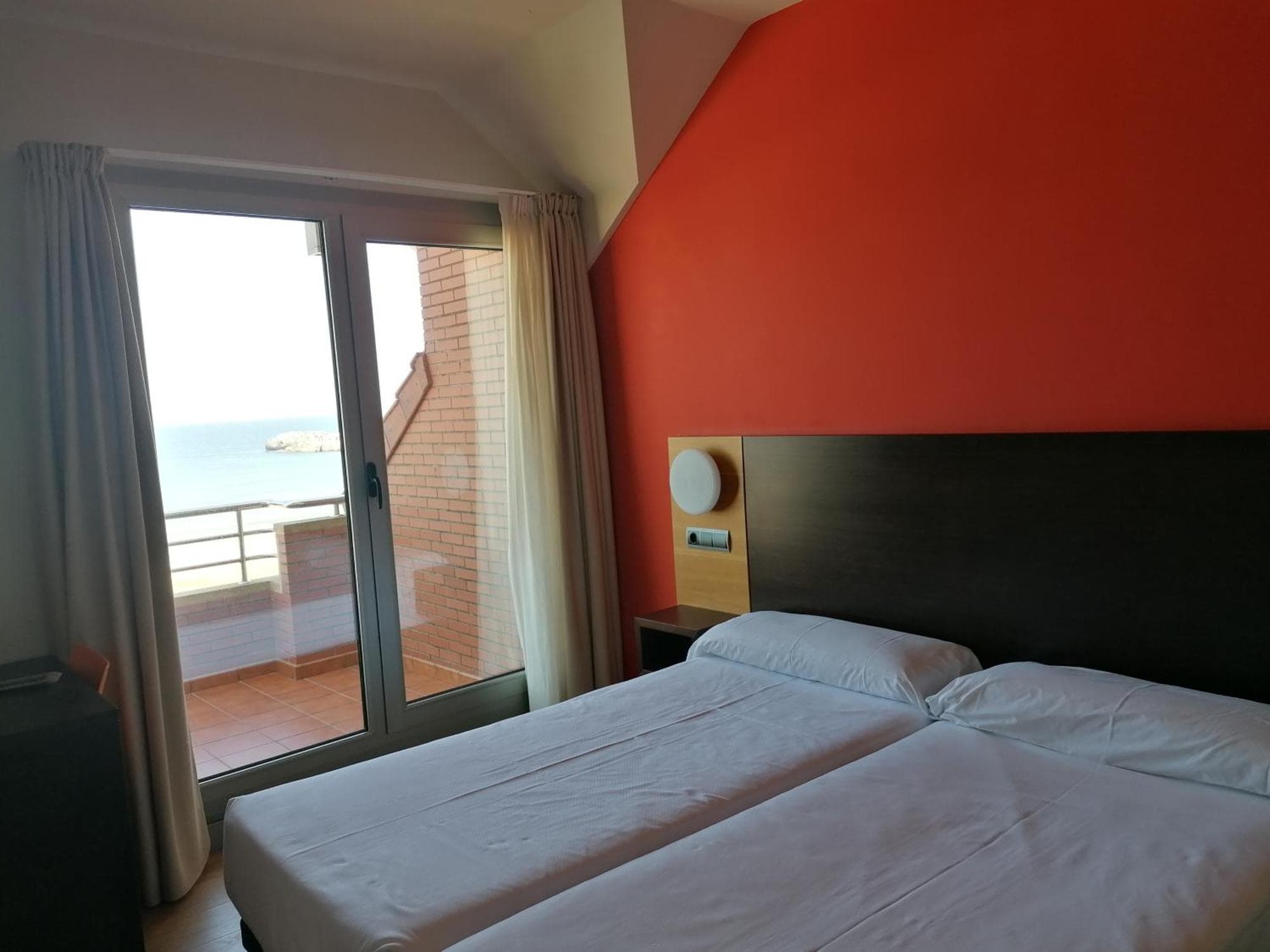 Apartamentos Maritimo Ris con garaje