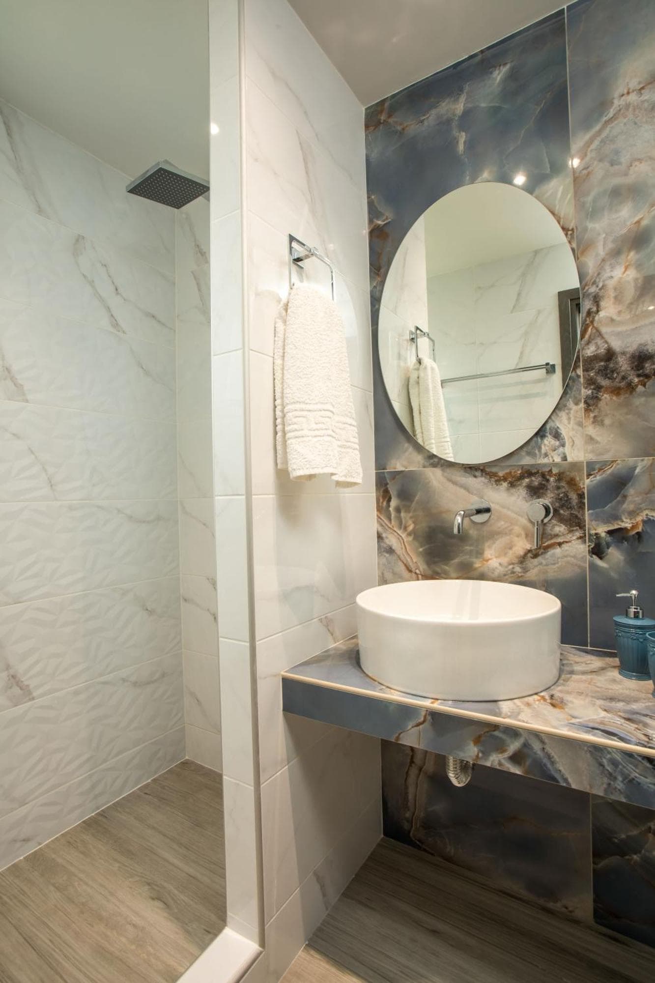 Haraki Blue Dream Luxury Apartments, 