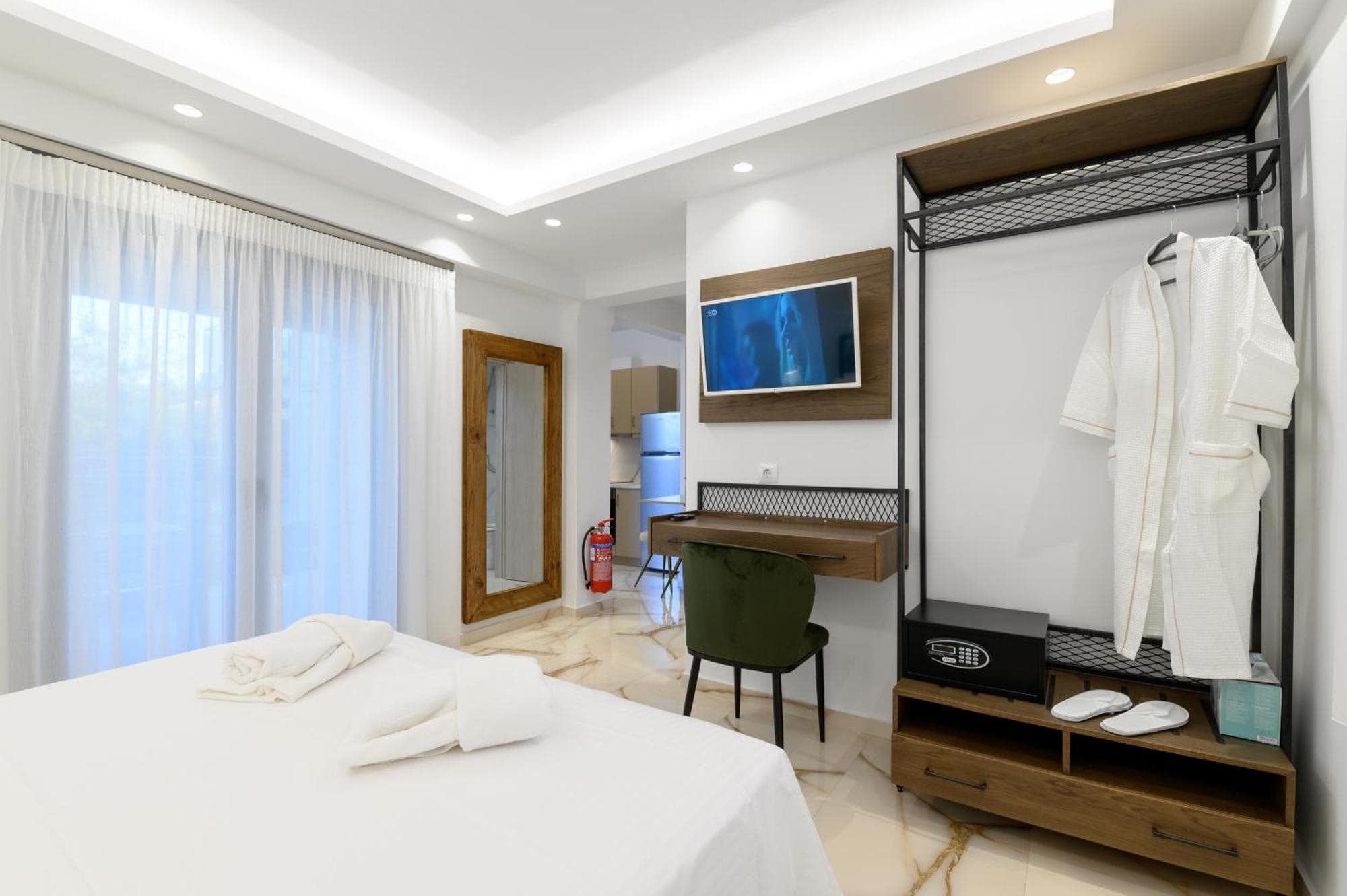 Momento Luxury Apartments walking distance from the beach