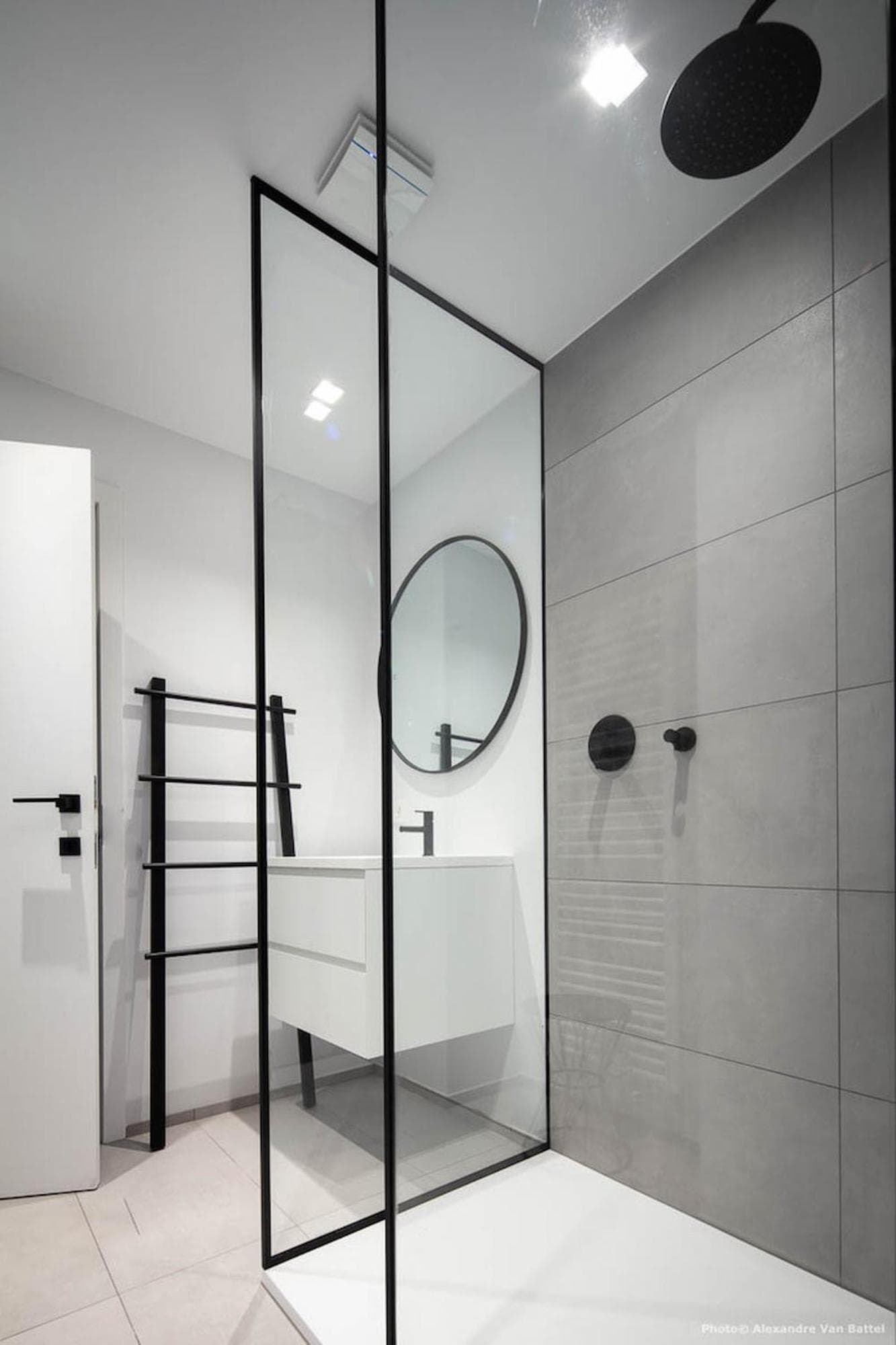 Bedrooms fully equipped in a beautiful house, 