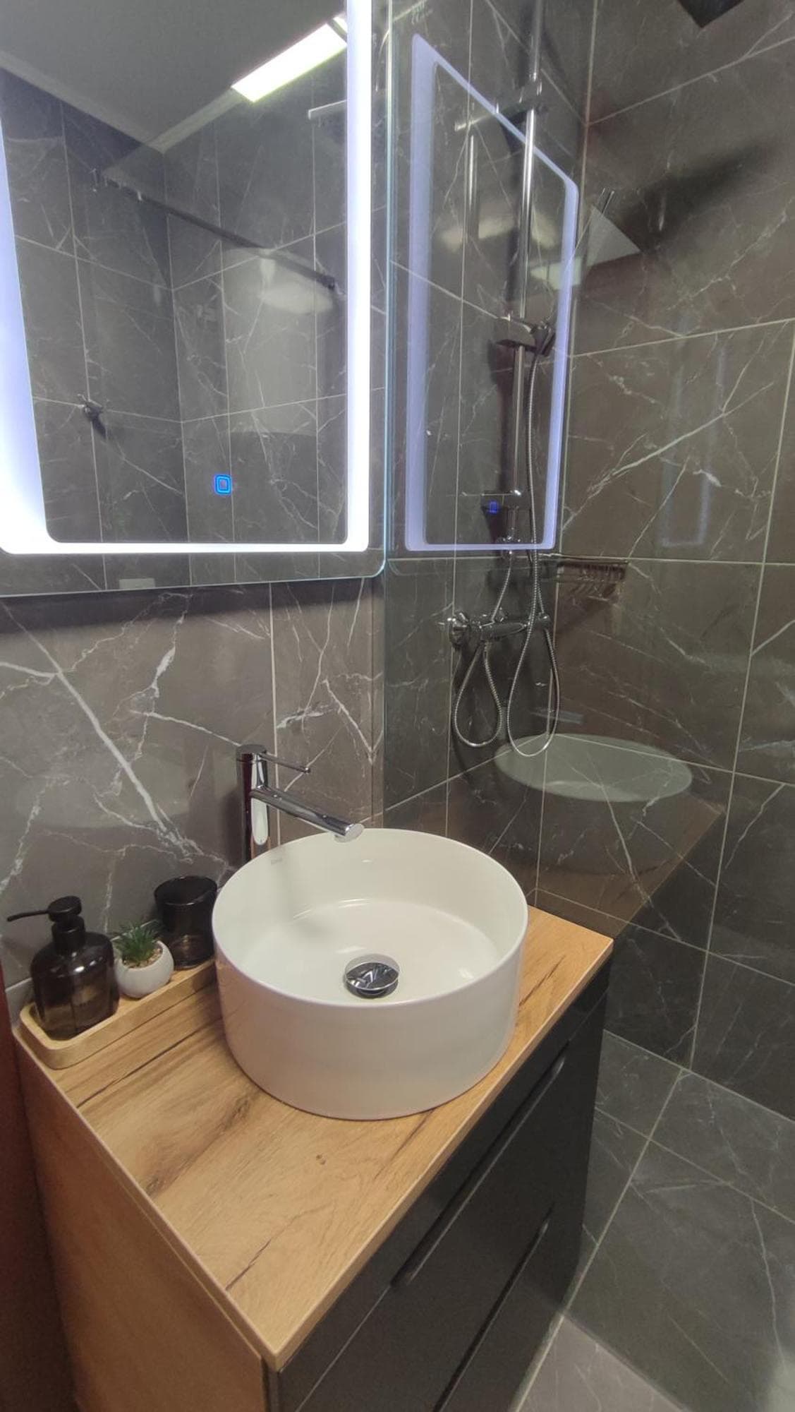 APARTMENT PAOLO by the beach Znjan, 