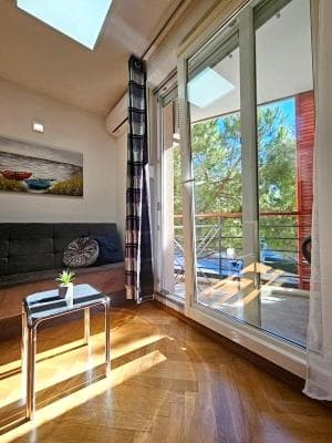 APARTMENT PAOLO by the beach Znjan, 