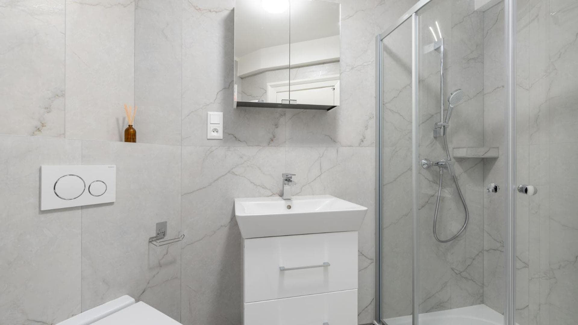 Palisady Charm - Stylish High Ceiling, Downtown, Parking