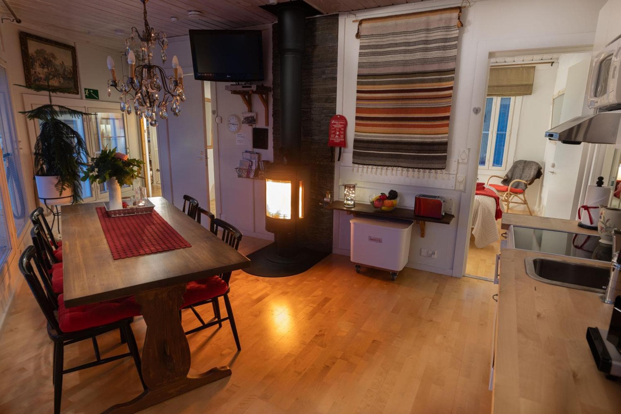 Aaria Bed and Breakfast, 