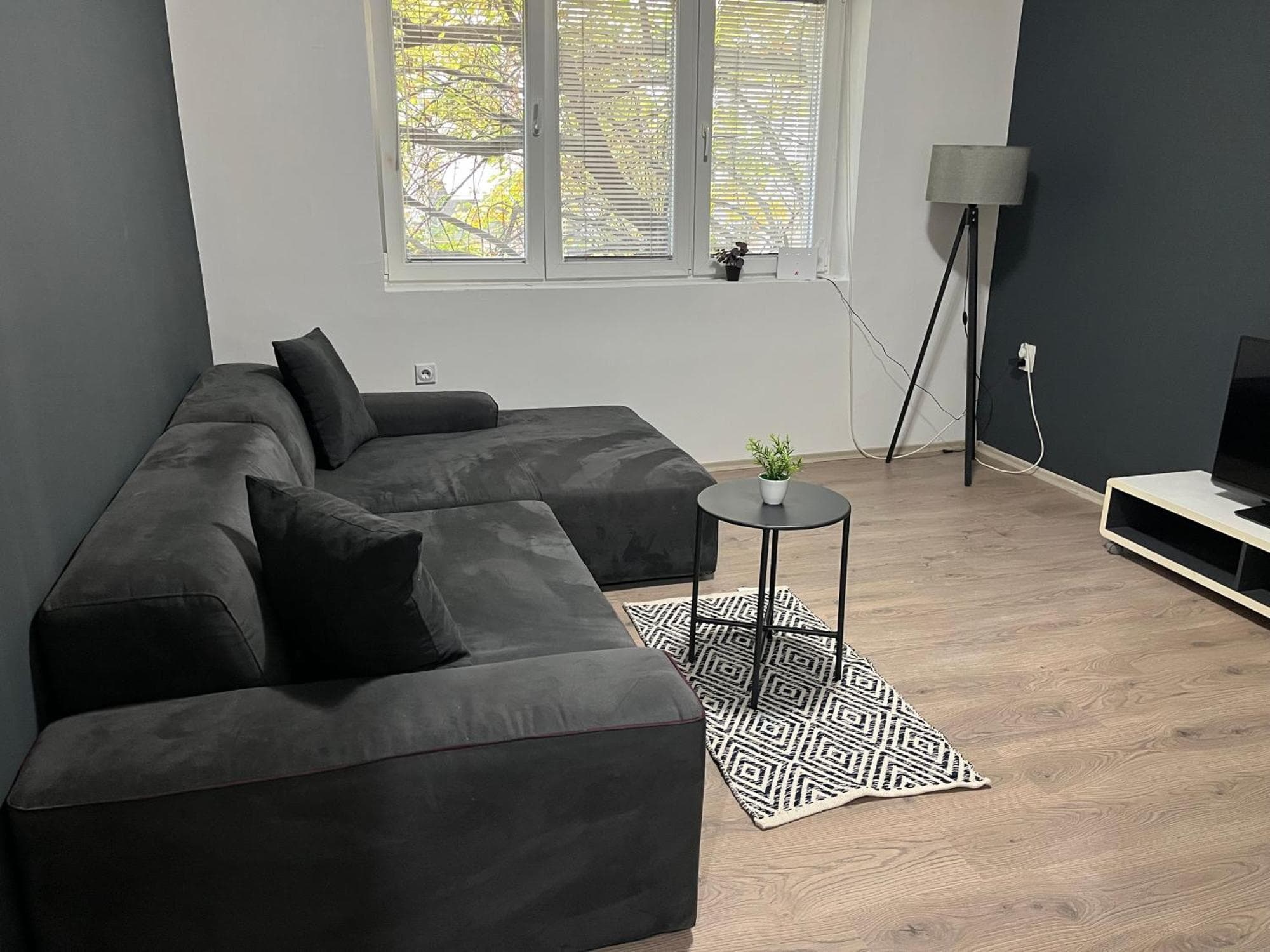 Central M - 5 Apartments, 