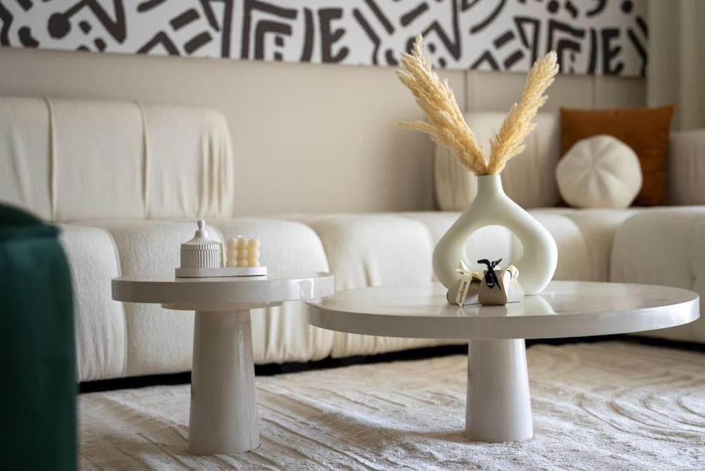 Sophisticated 3BR with Ample Space & Top Amenities