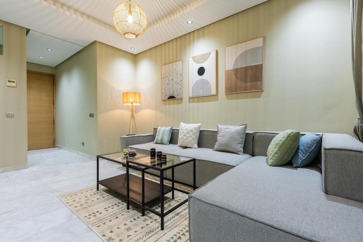 Modern & Chic APT Prestigia