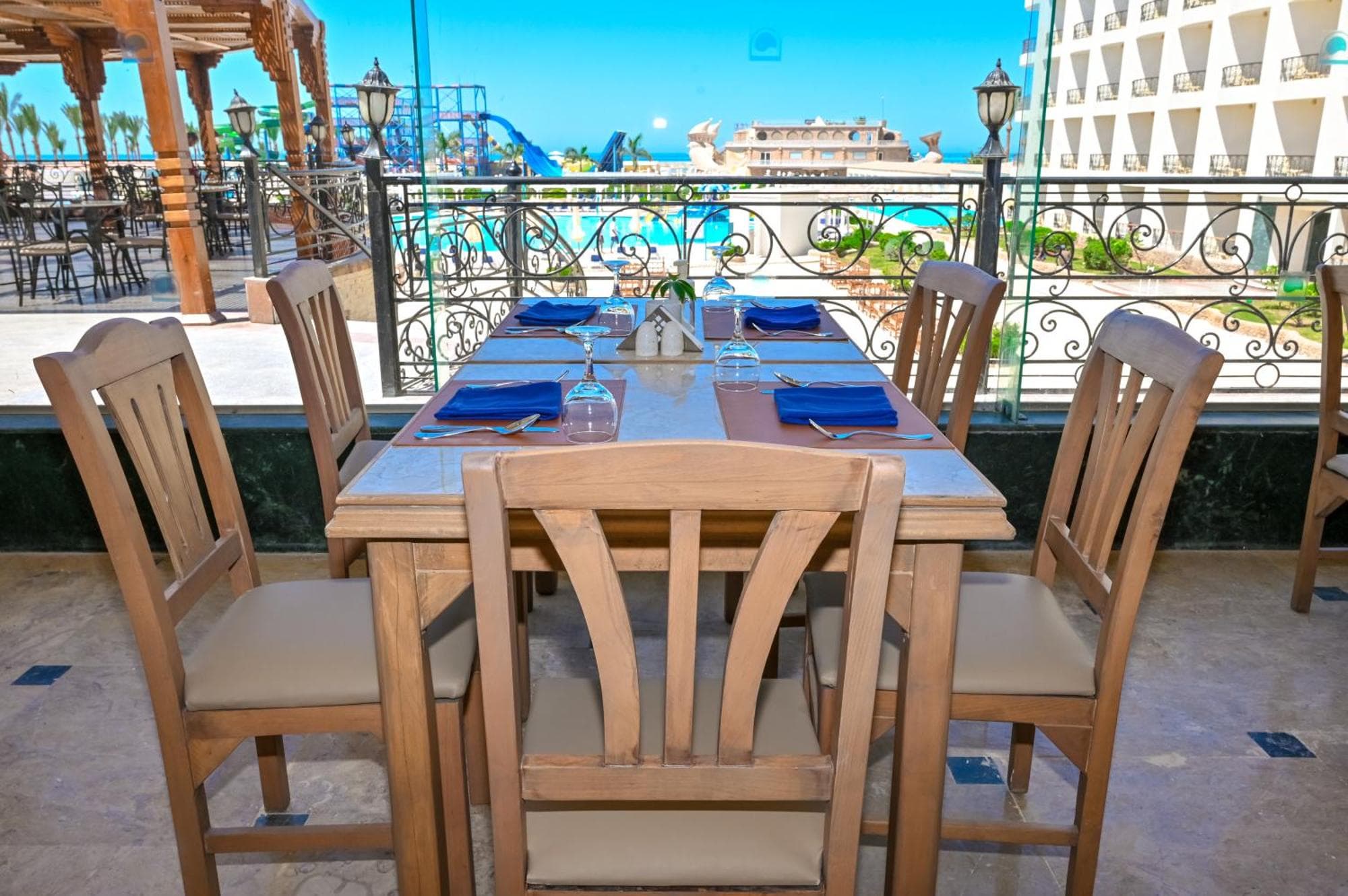 Le Jardin Aqua Park Resort, 