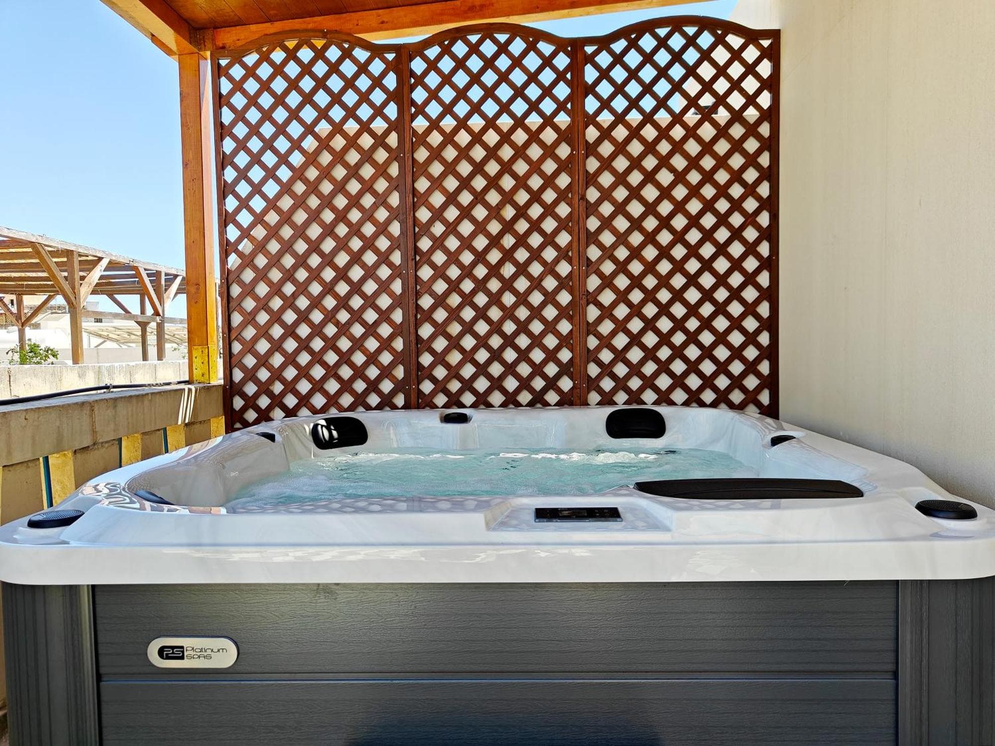 Zebbuga Deluxe Balcony Suite Apartment 4, 