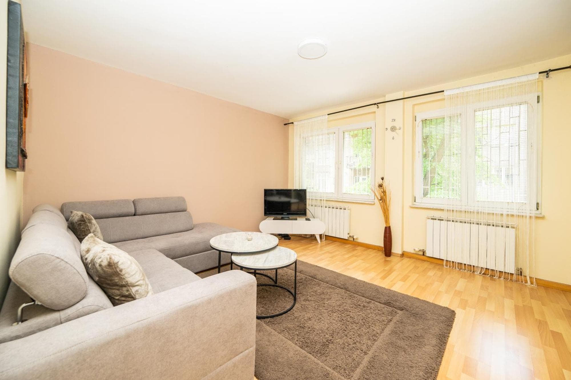 Cosy Nest In Sarajevo Center with parking, 