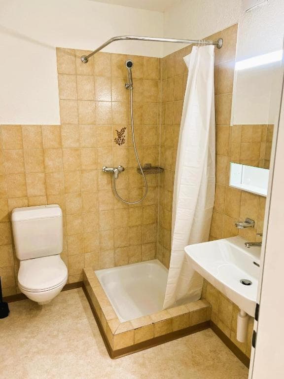 Zurich City Center Apartments next to Zurich HB Main Train Station LA - Self Checkin