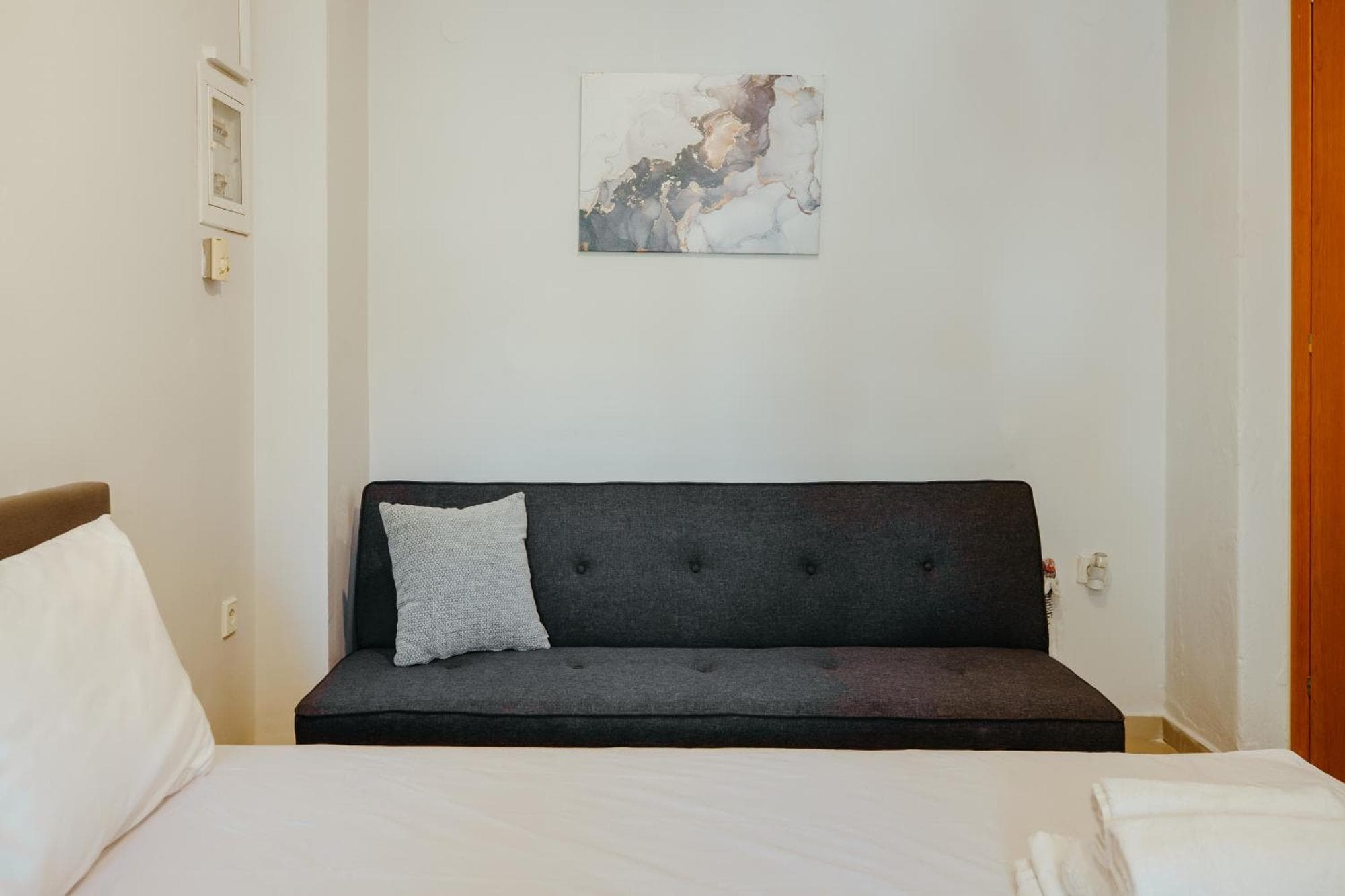 Stylish Central Retreat, 