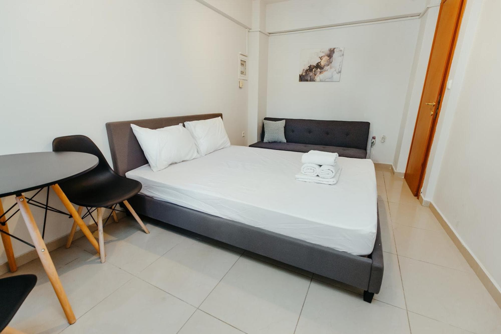 Stylish Central Retreat, 