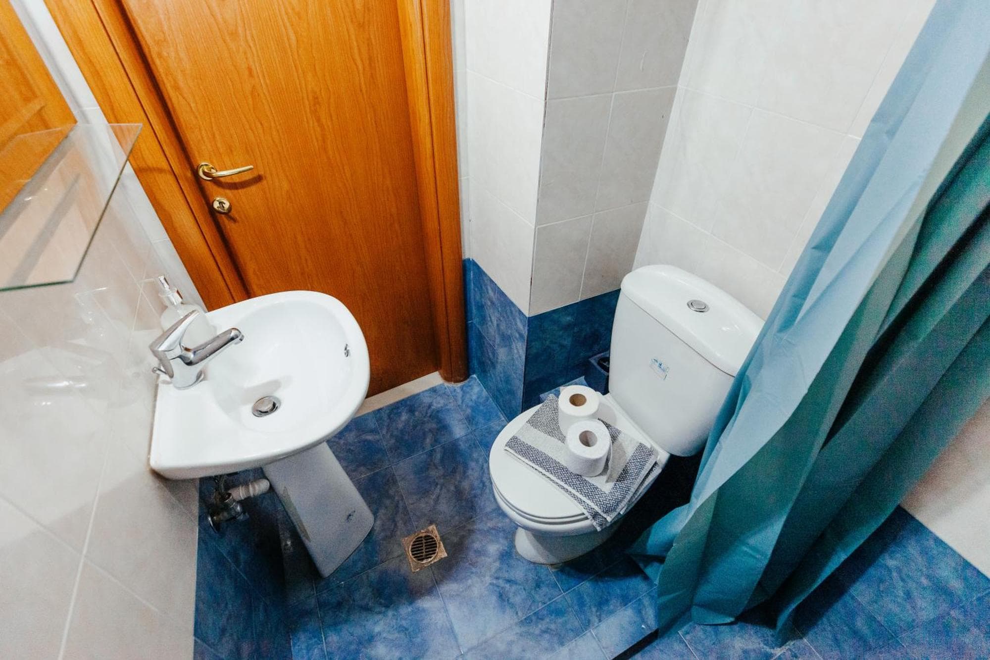 Stylish Central Retreat, 