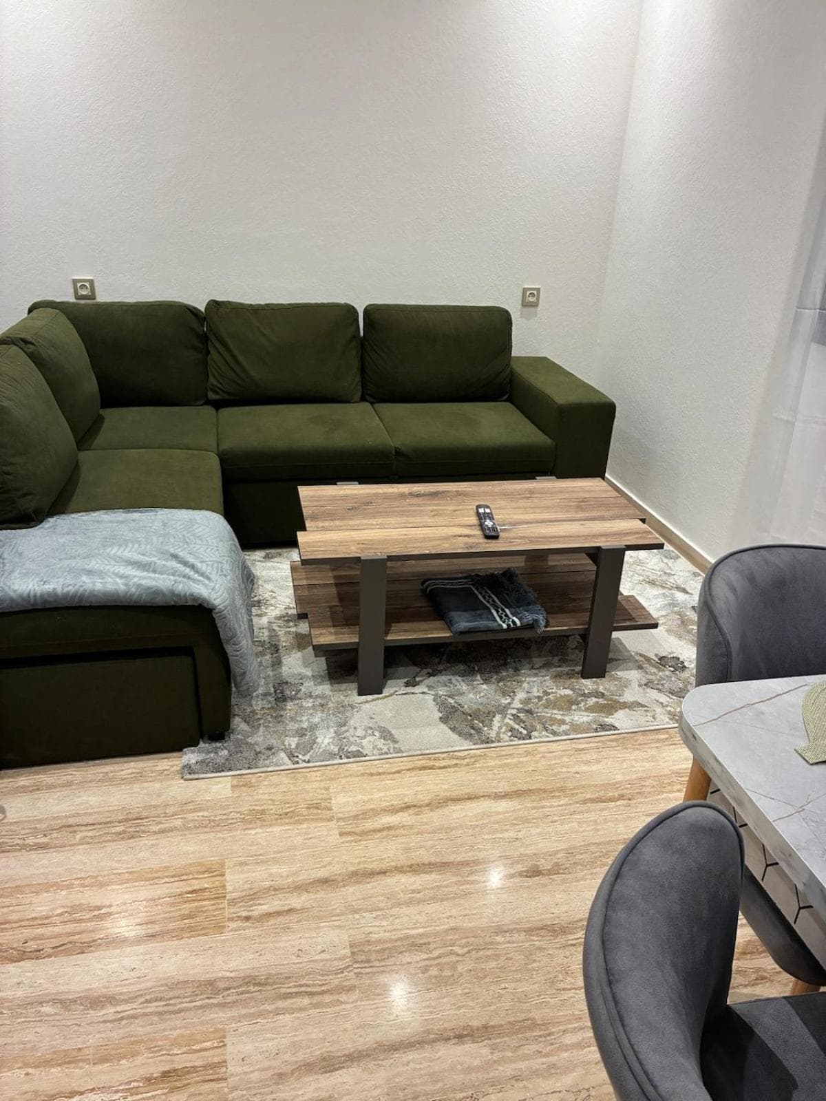 Apartment and family residence 2 bedrooms, pools